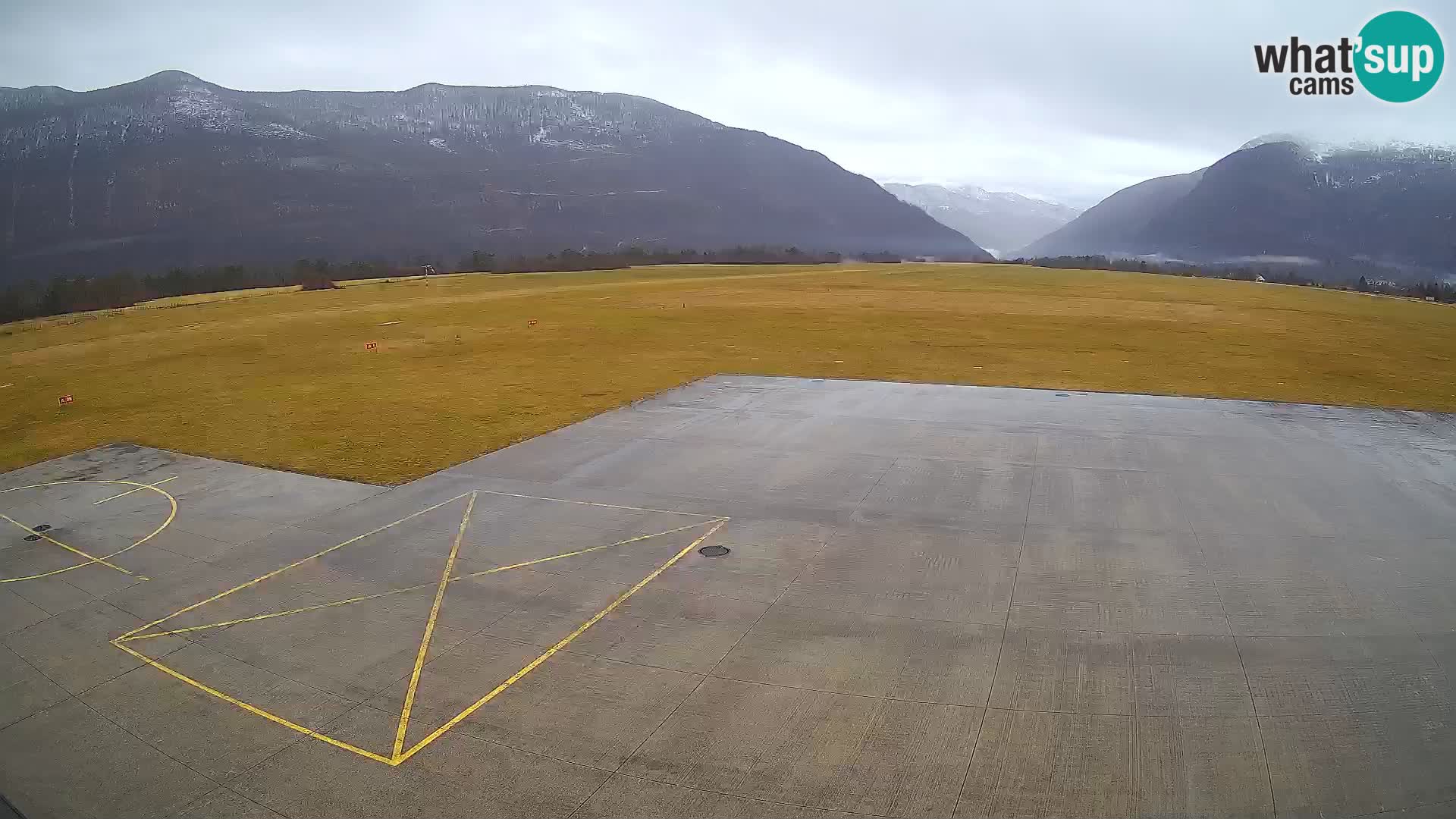 Webcam des Flughafens Bovec – Skydive Bovec