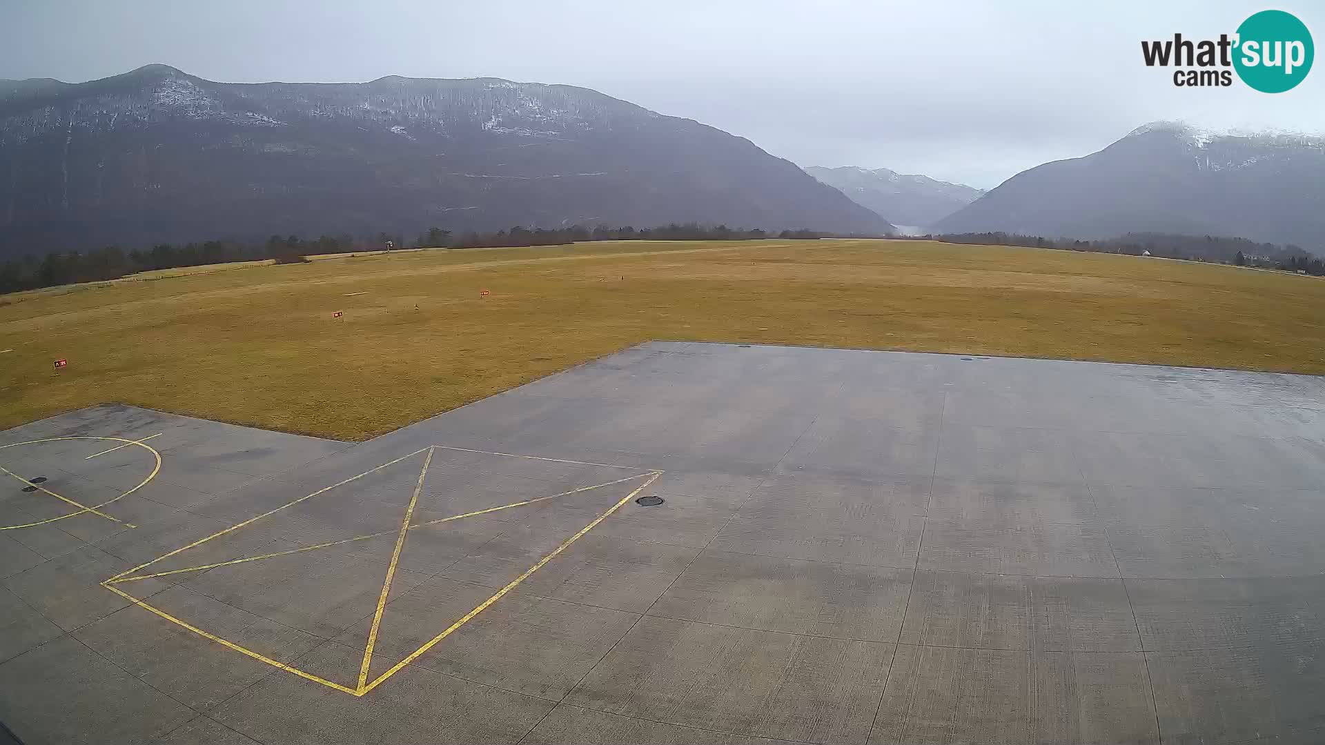 Bovec airport webcam – Skydive Bovec