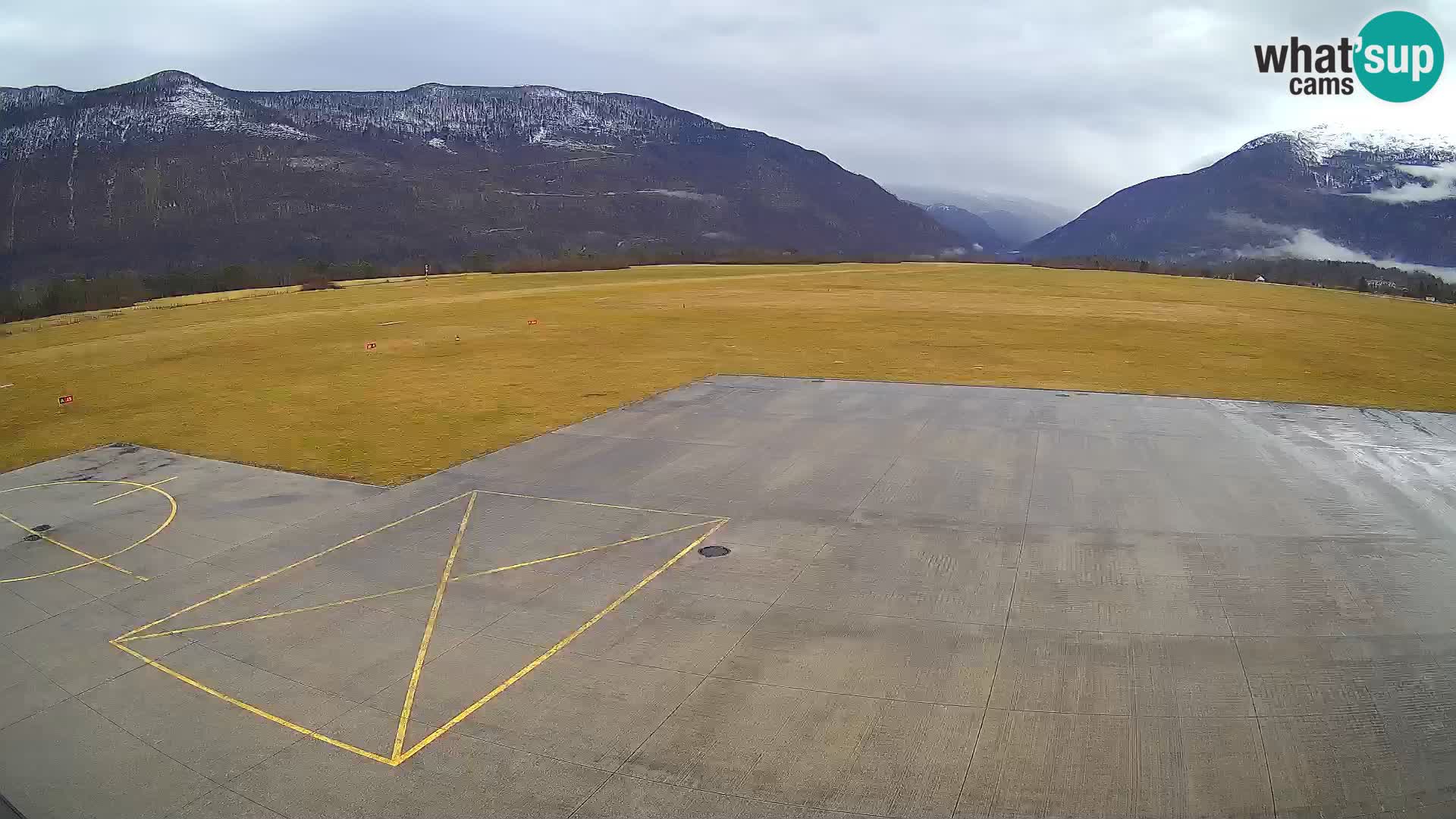 Cámara web del aeropuerto de Bovec – Skydive Bovec