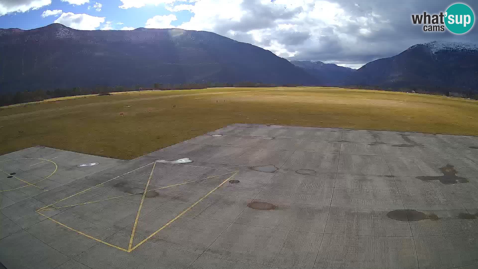 Webcam des Flughafens Bovec – Skydive Bovec