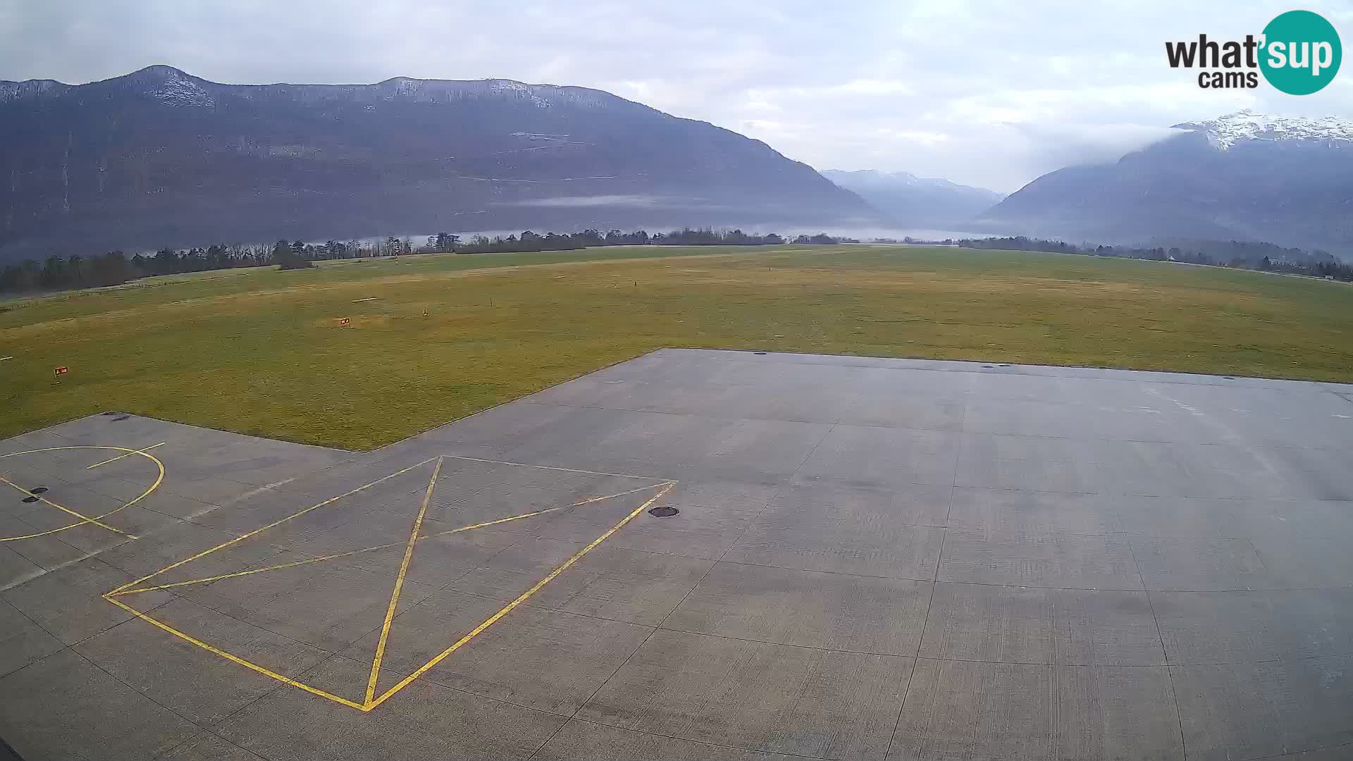 Webcam des Flughafens Bovec – Skydive Bovec