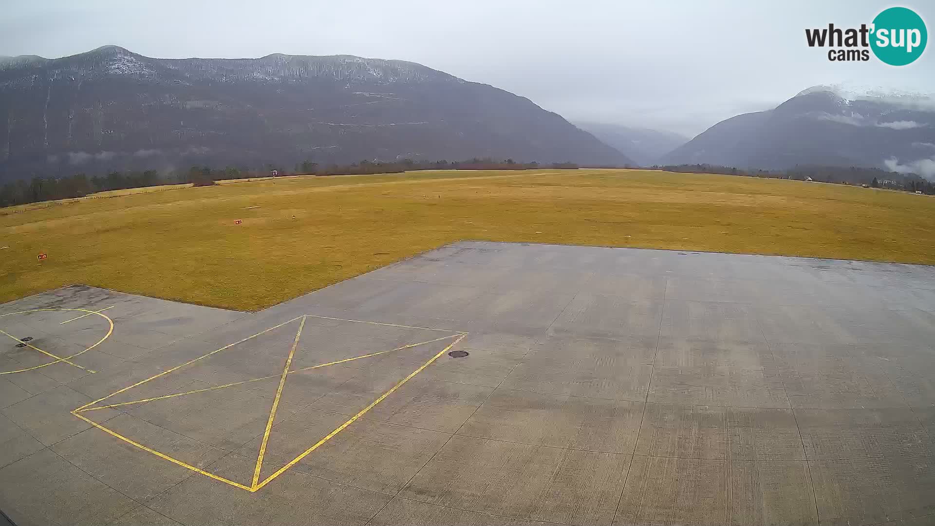 Webcam des Flughafens Bovec – Skydive Bovec