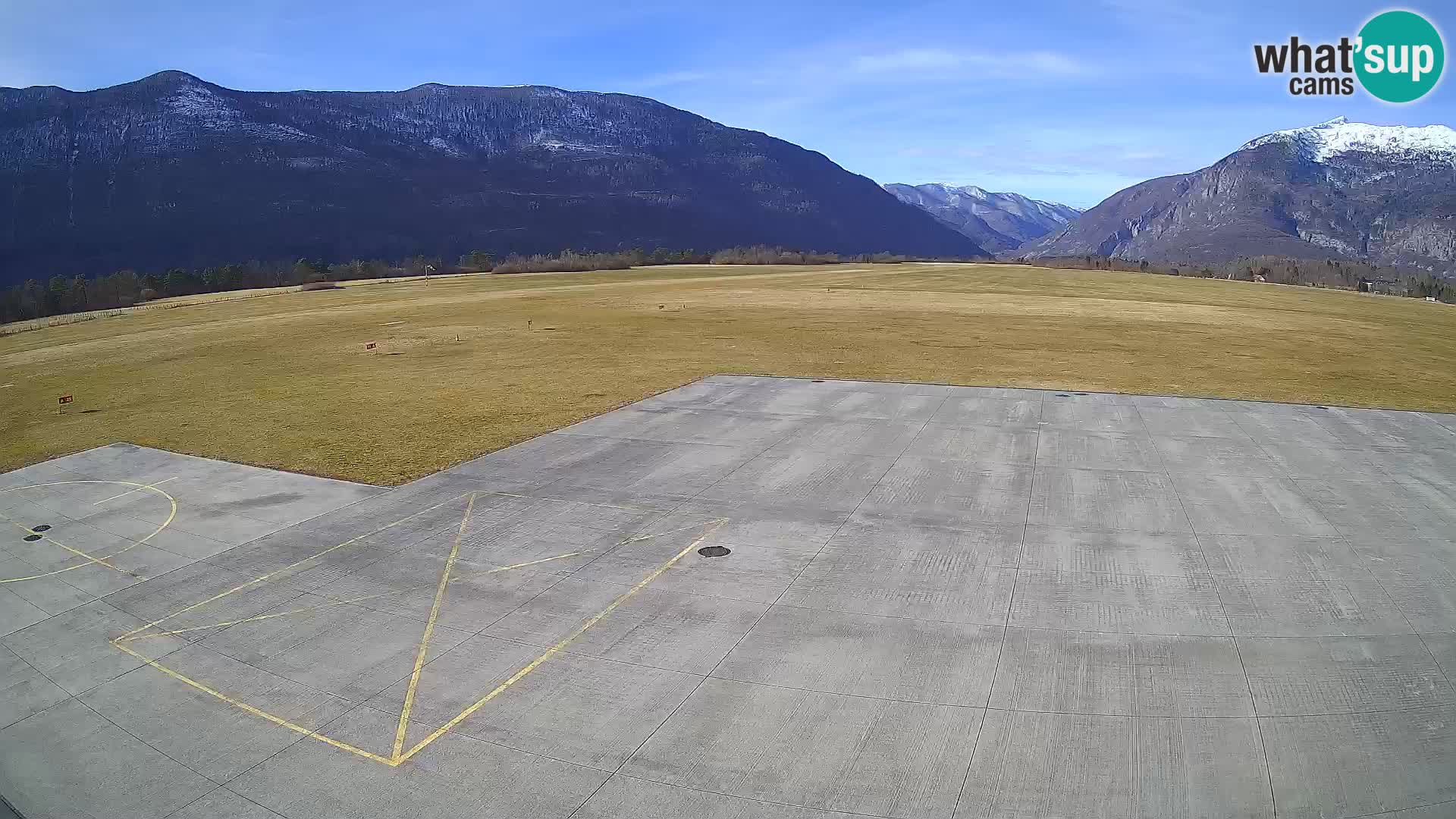 Cámara web del aeropuerto de Bovec – Skydive Bovec