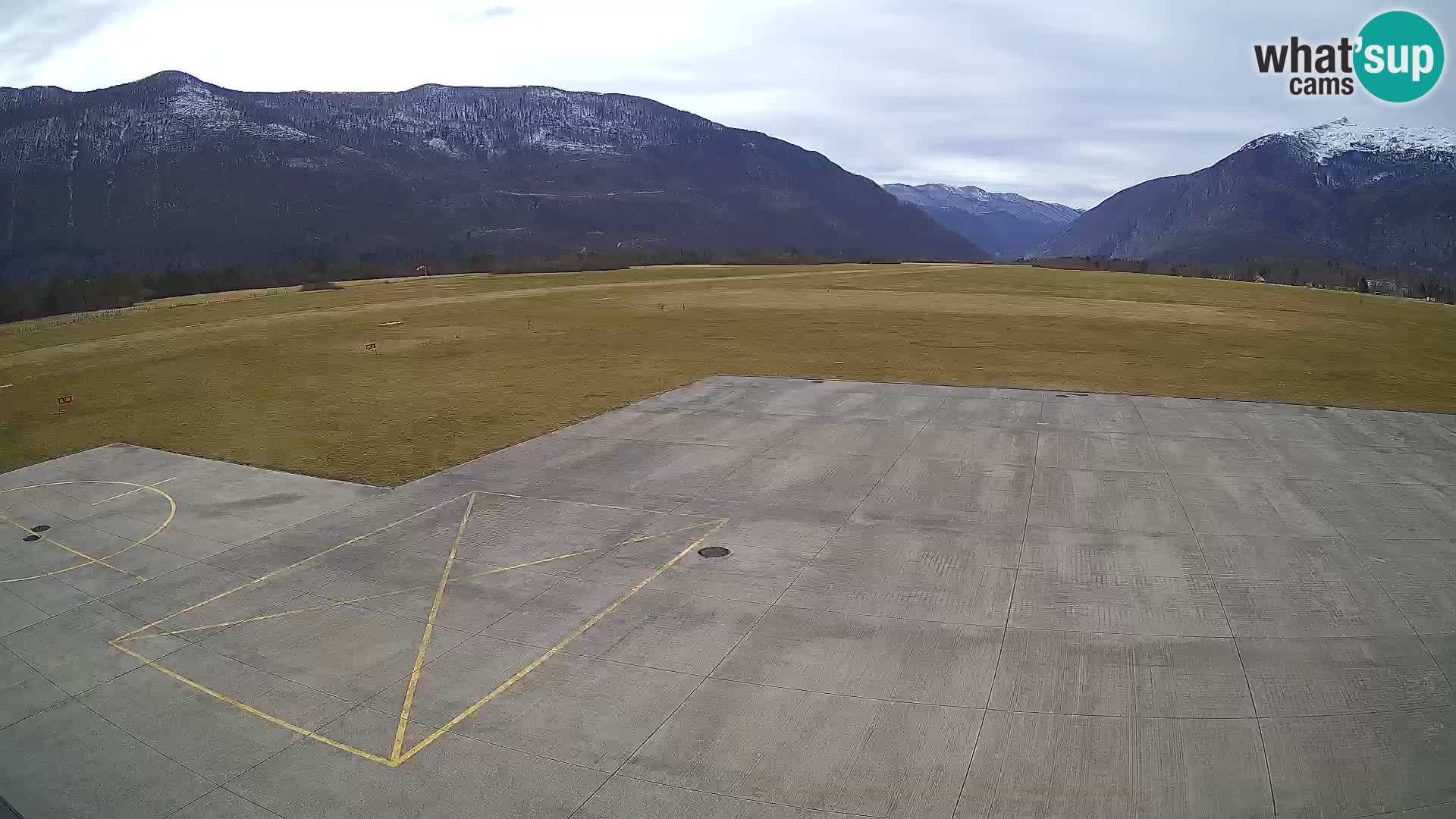 Webcam des Flughafens Bovec – Skydive Bovec