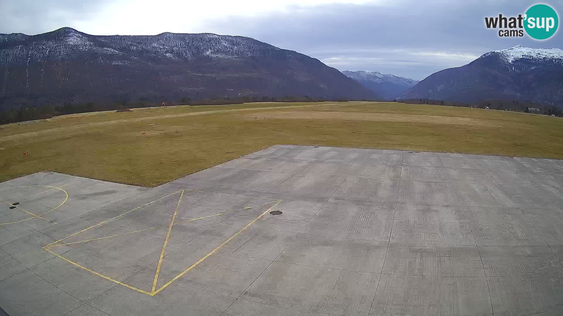 Webcam des Flughafens Bovec – Skydive Bovec