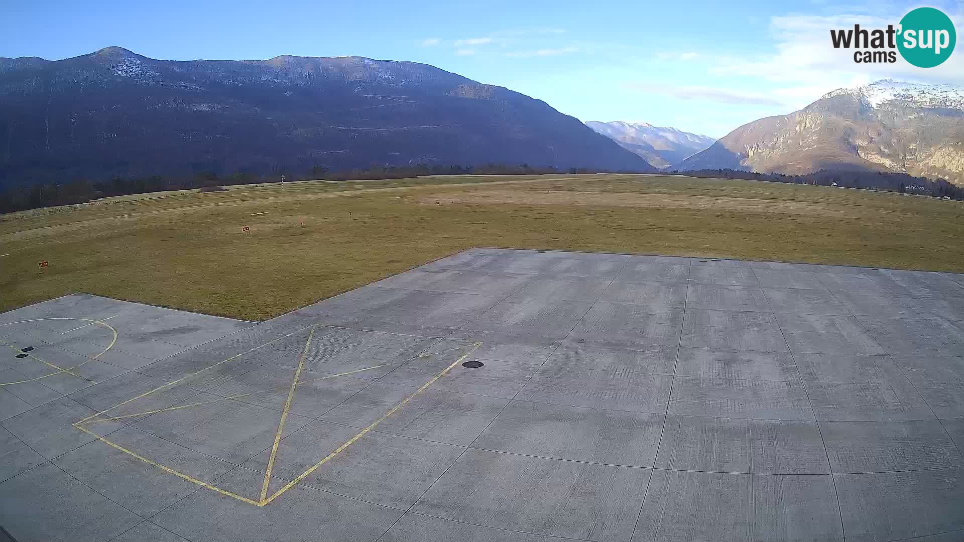 Cámara web del aeropuerto de Bovec – Skydive Bovec