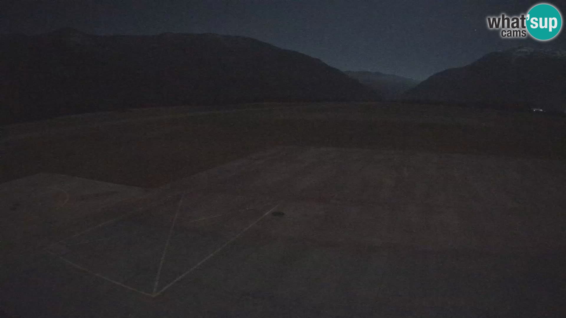 Bovec spletna kamera letališče – Skydive Bovec