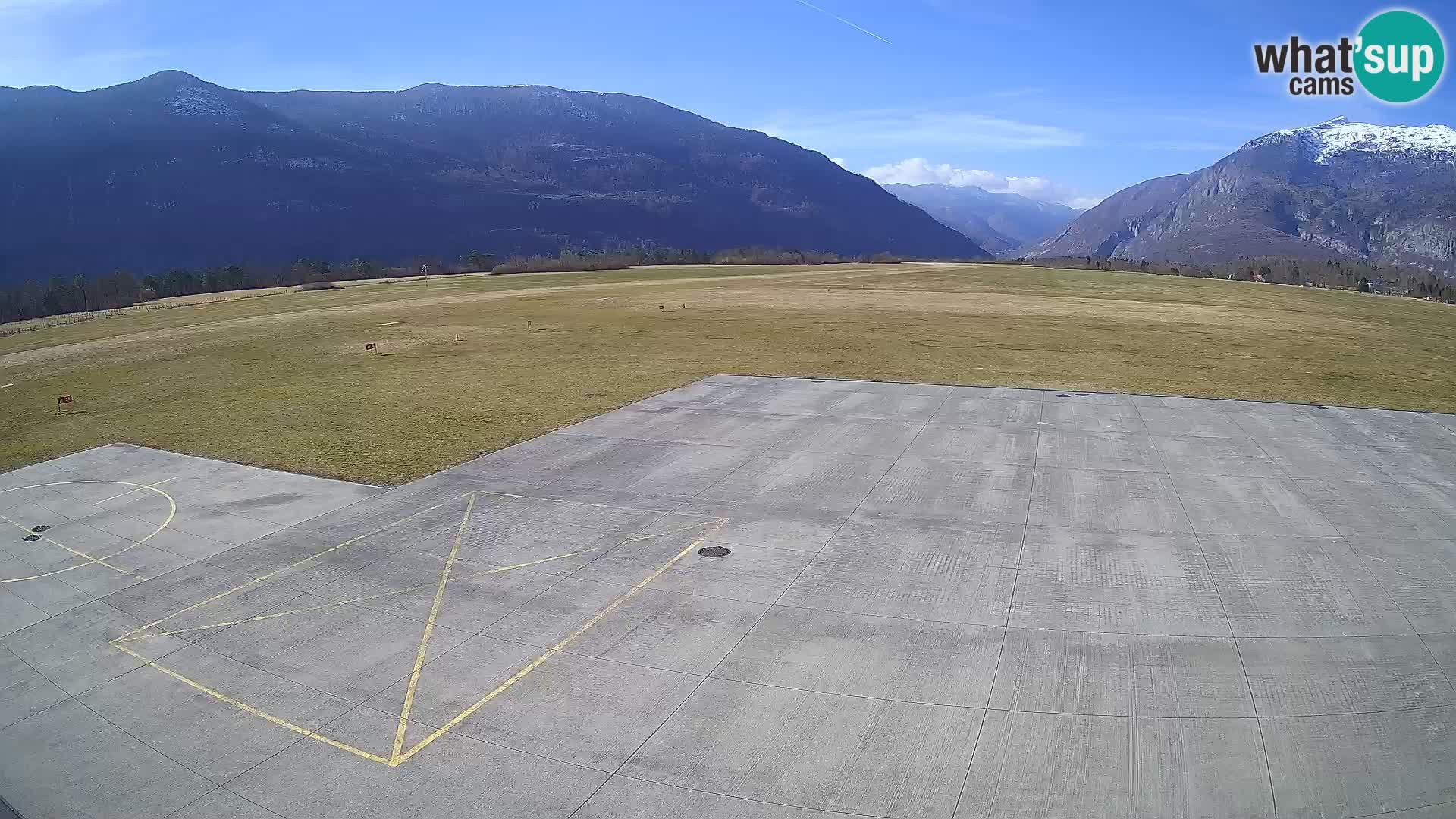 Cámara web del aeropuerto de Bovec – Skydive Bovec