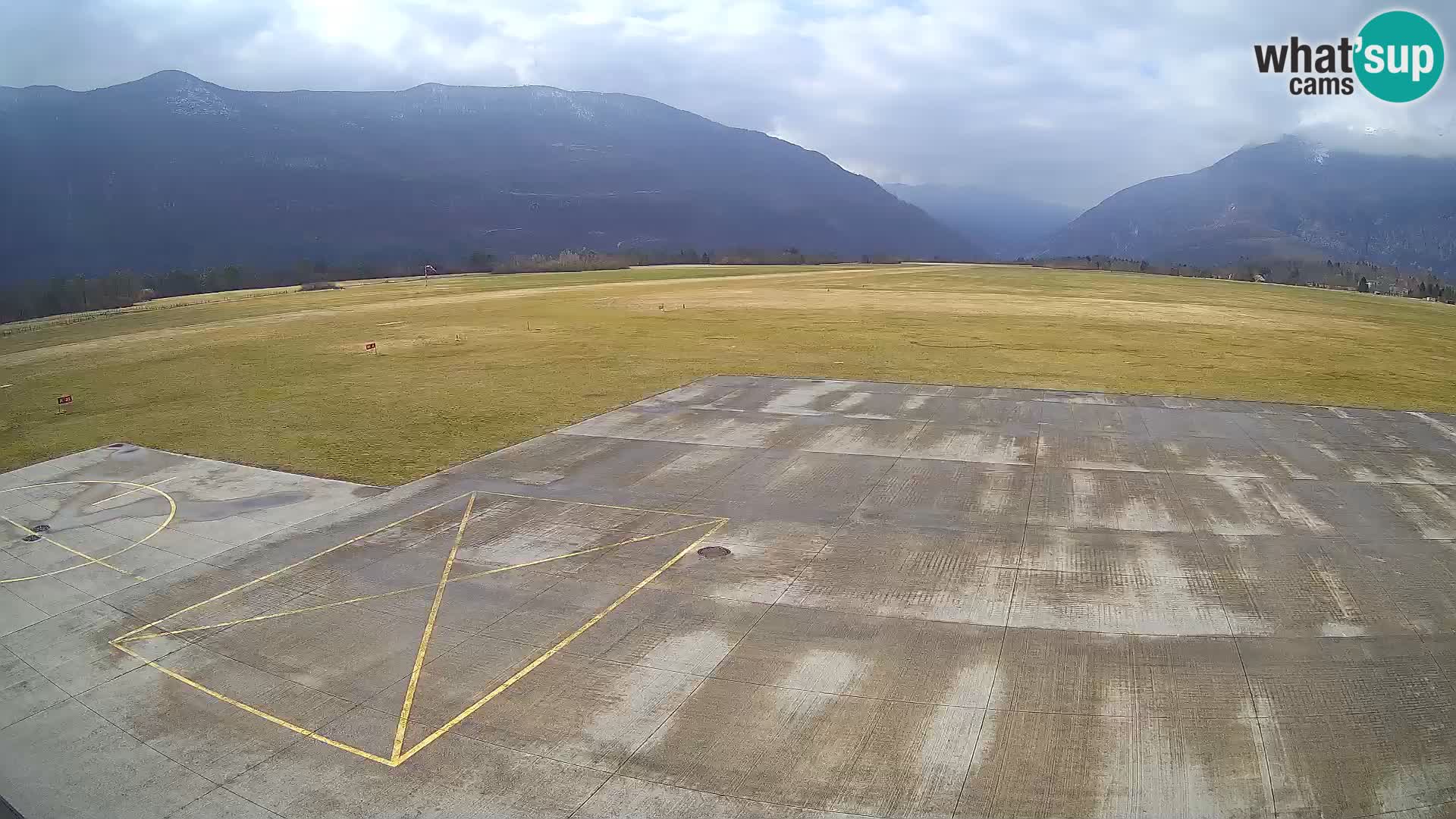 Webcam des Flughafens Bovec – Skydive Bovec