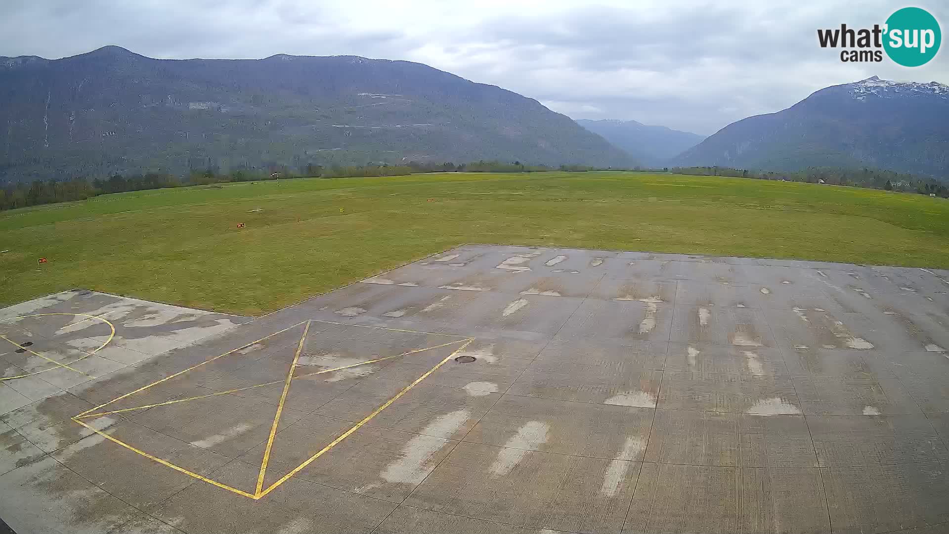 Bovec airport webcam – Skydive Bovec