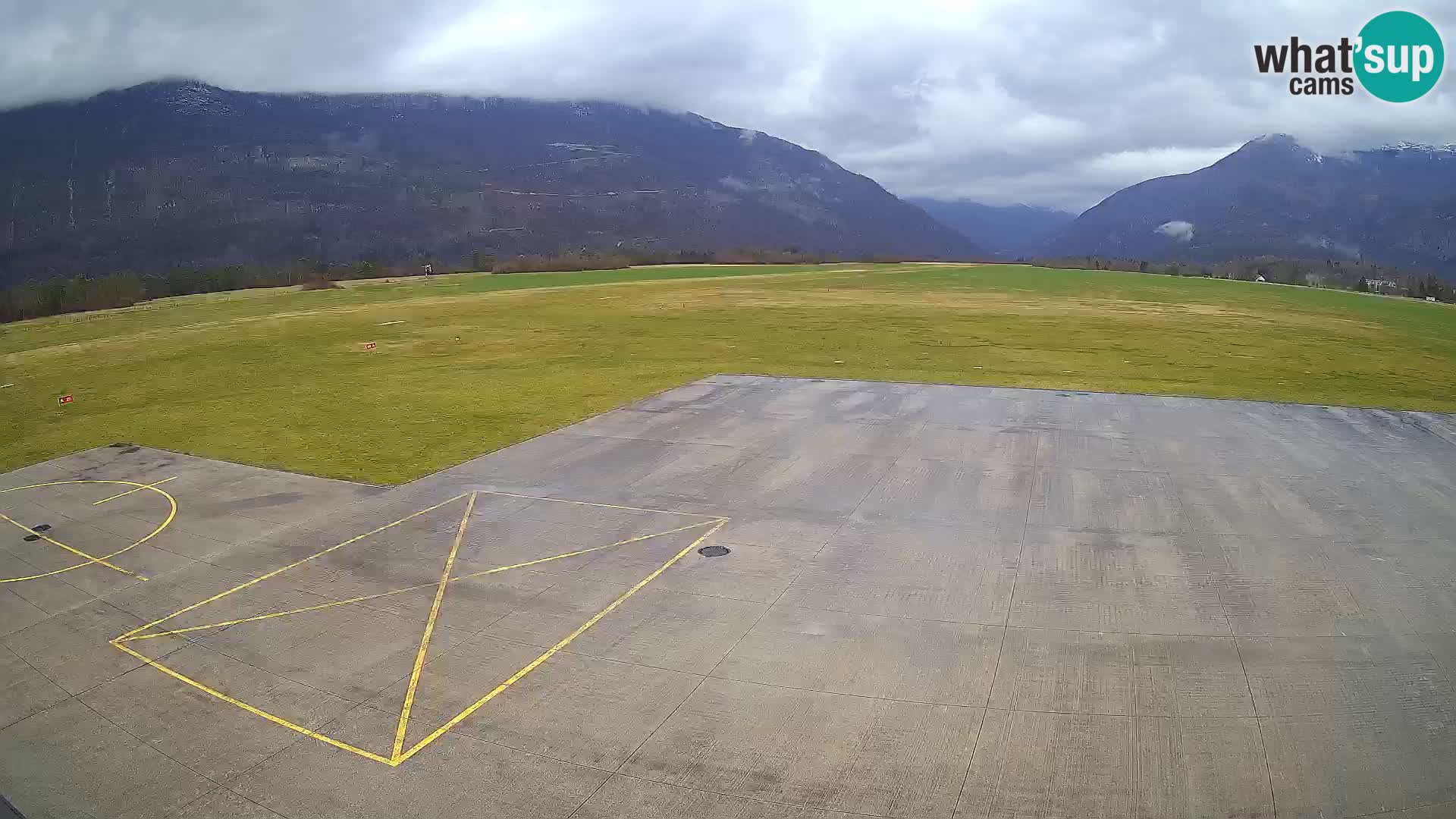 Webcam des Flughafens Bovec – Skydive Bovec