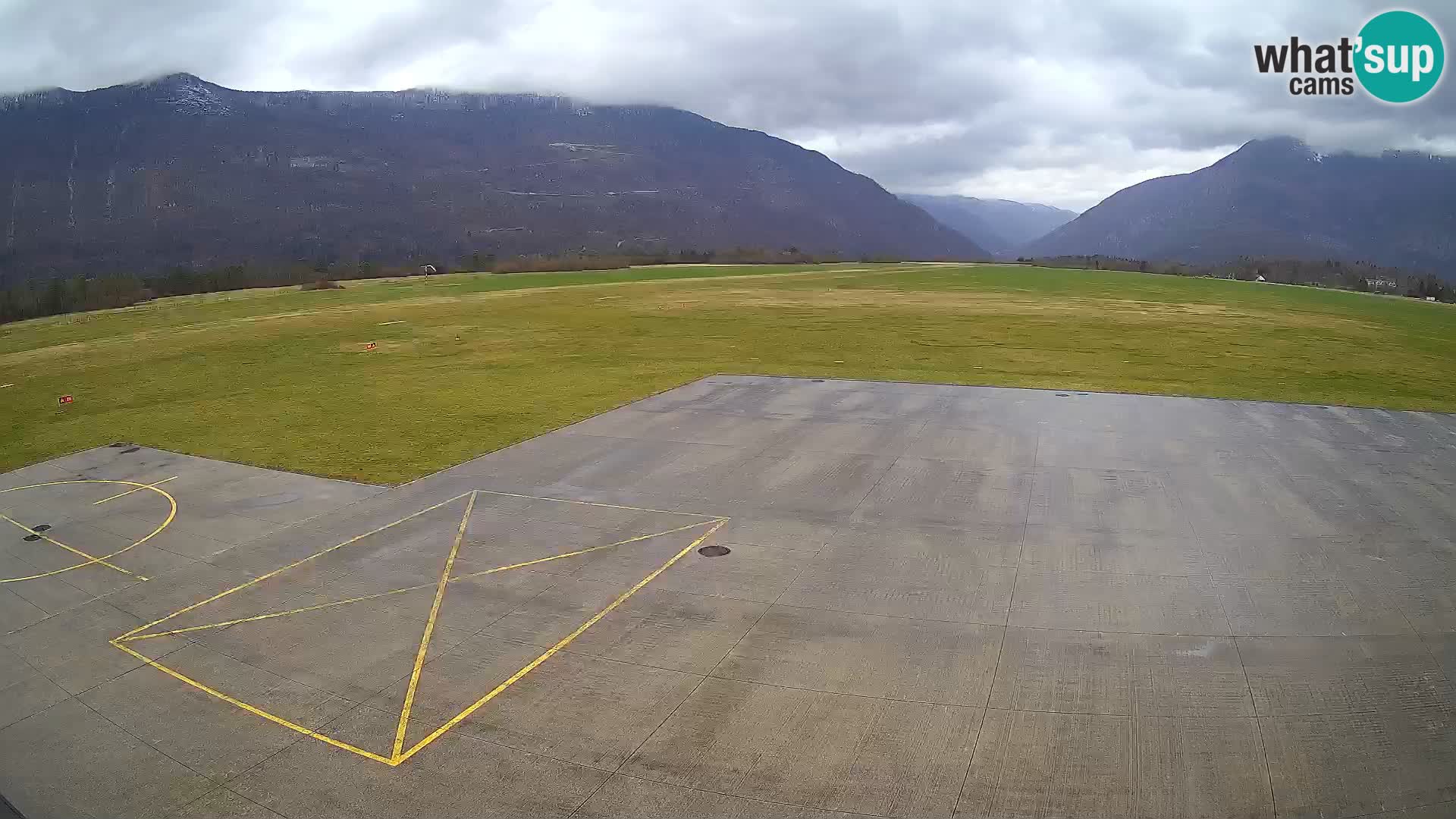 Webcam des Flughafens Bovec – Skydive Bovec