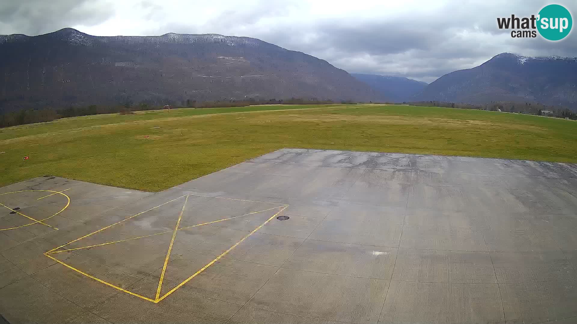 Webcam des Flughafens Bovec – Skydive Bovec