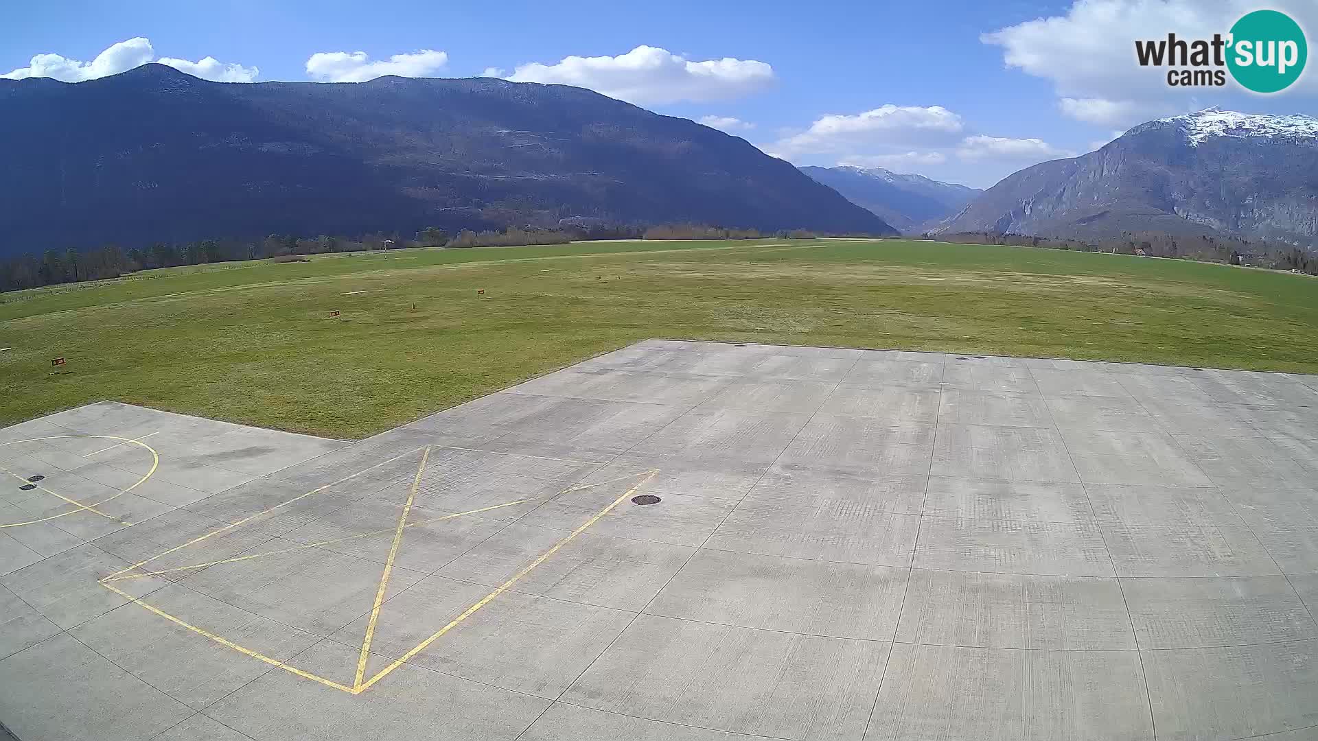 Bovec airport webcam – Skydive Bovec
