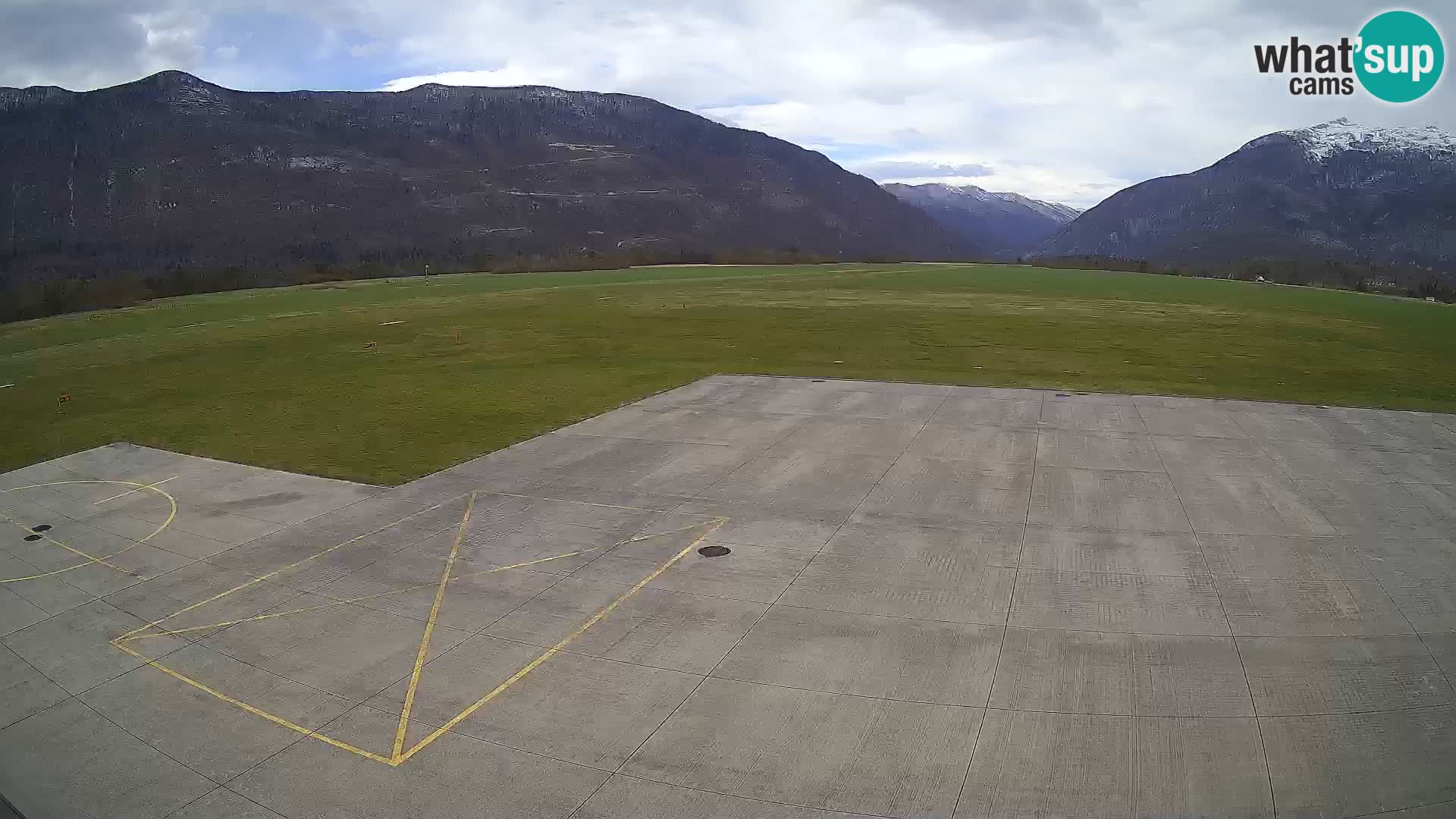 Cámara web del aeropuerto de Bovec – Skydive Bovec