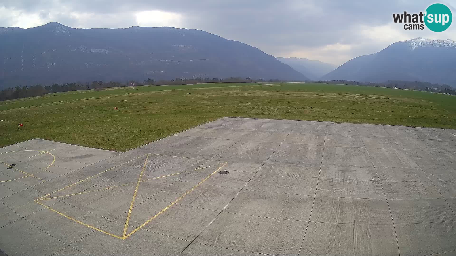 Webcam des Flughafens Bovec – Skydive Bovec