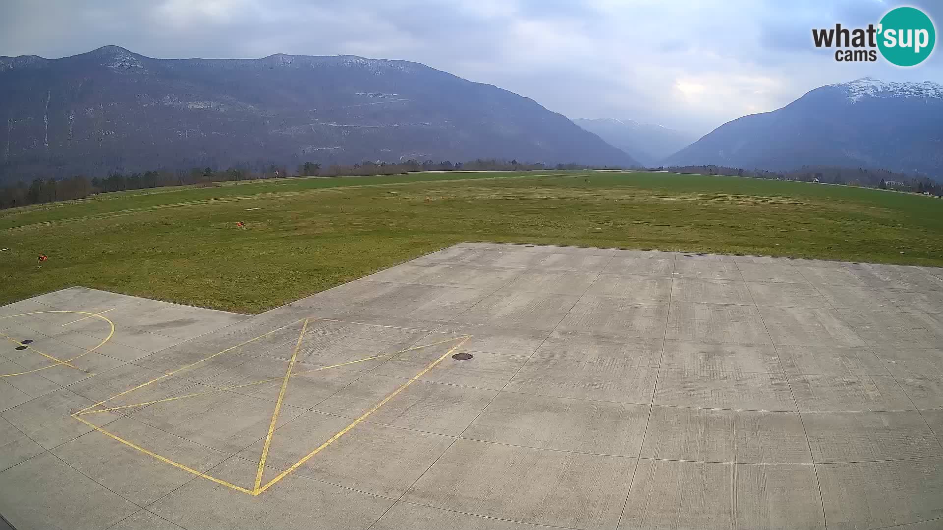 Webcam des Flughafens Bovec – Skydive Bovec
