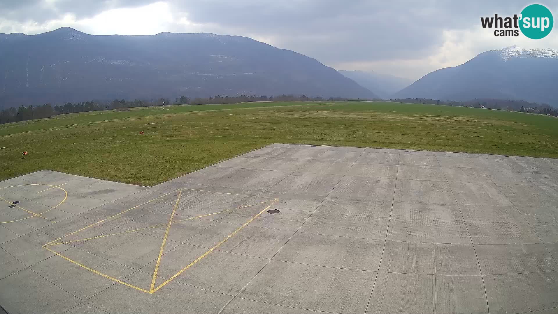 Webcam des Flughafens Bovec – Skydive Bovec