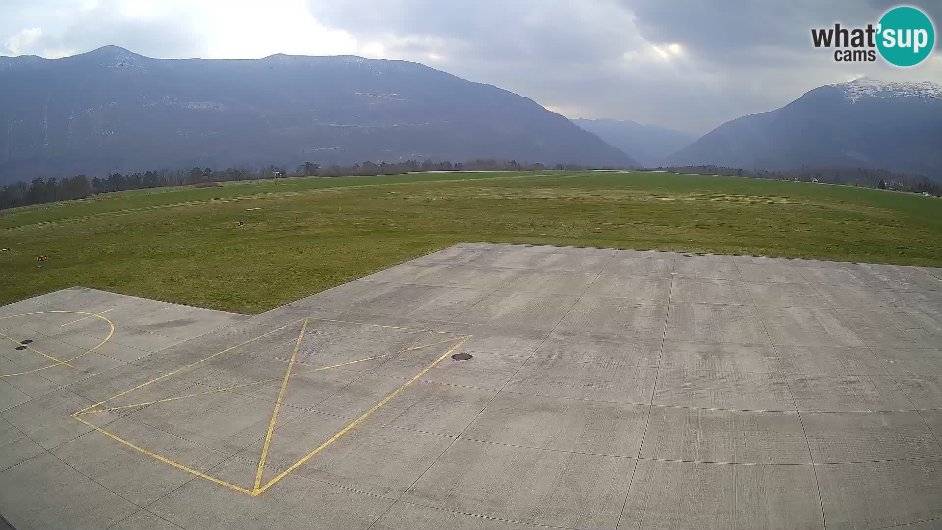 Webcam des Flughafens Bovec – Skydive Bovec