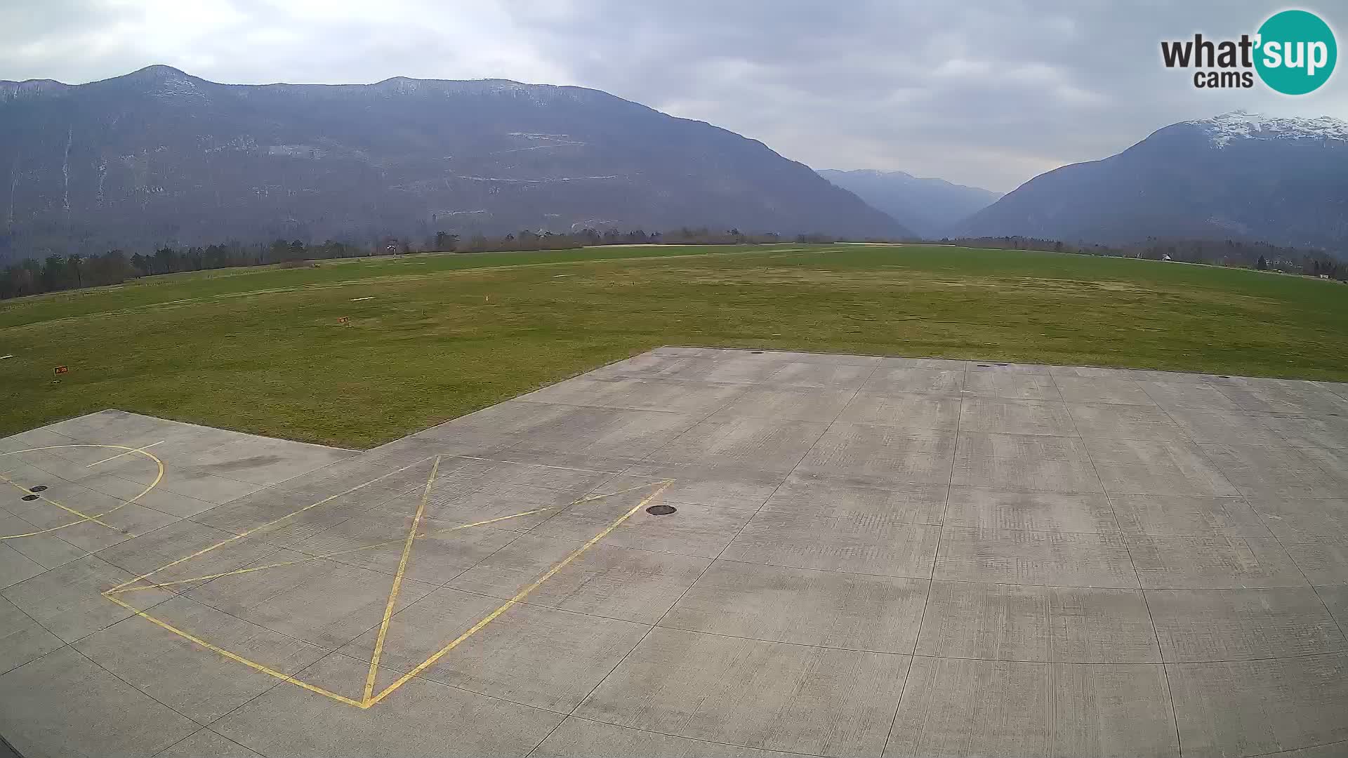Webcam des Flughafens Bovec – Skydive Bovec
