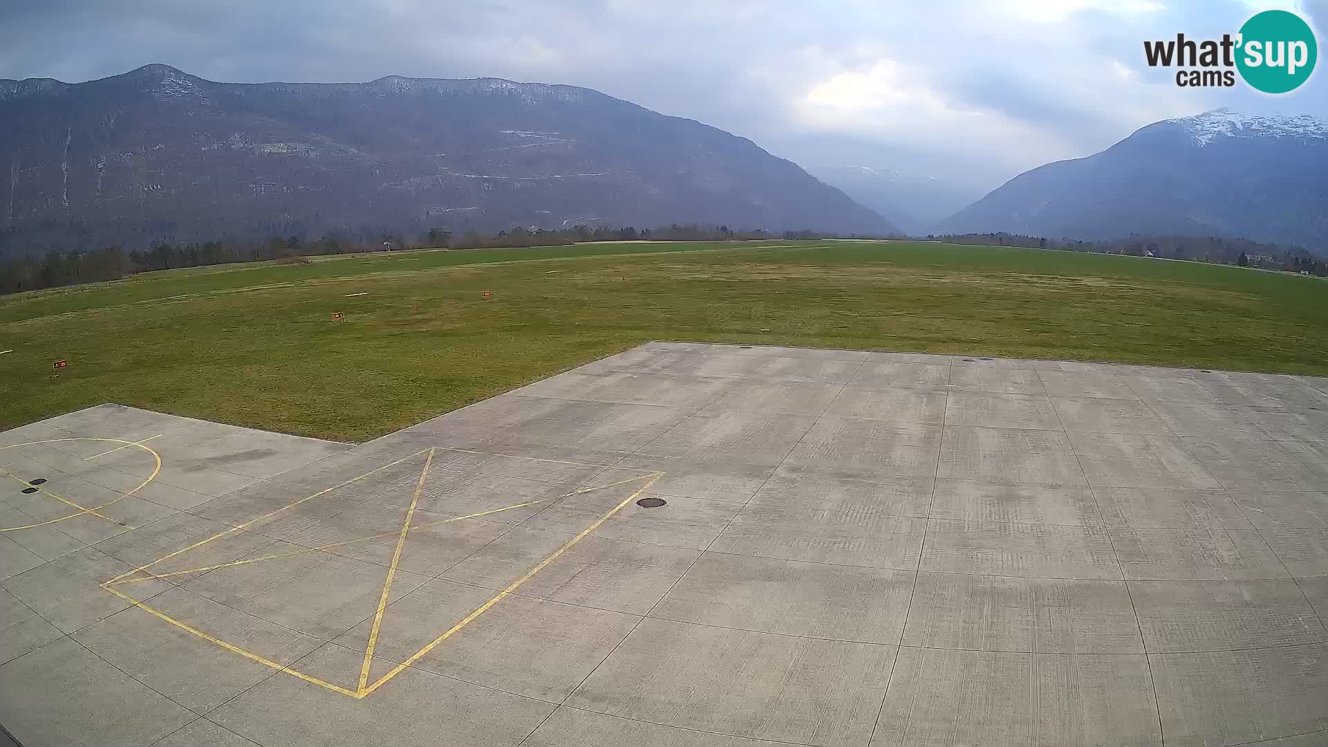 Webcam des Flughafens Bovec – Skydive Bovec