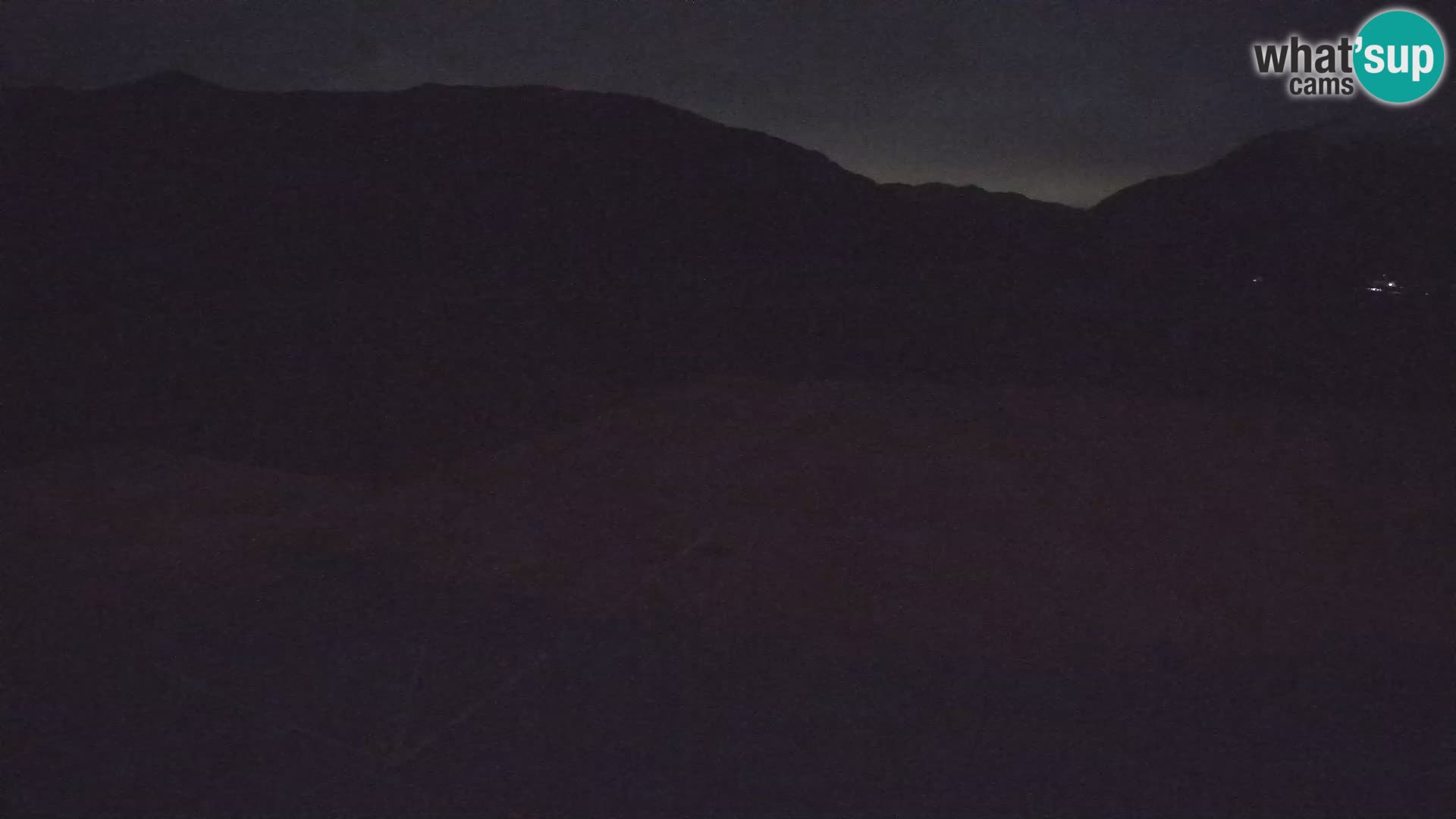 Webcam aereoporto di Bovec (Plezzo) – Vista verso il Kanin