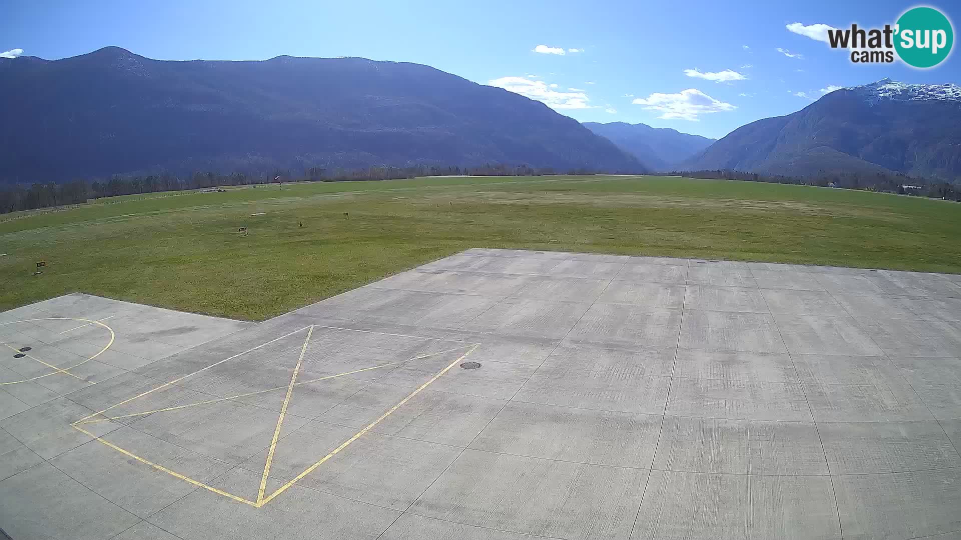 Web kamera zračne luke Bovec – Skydive Bovec