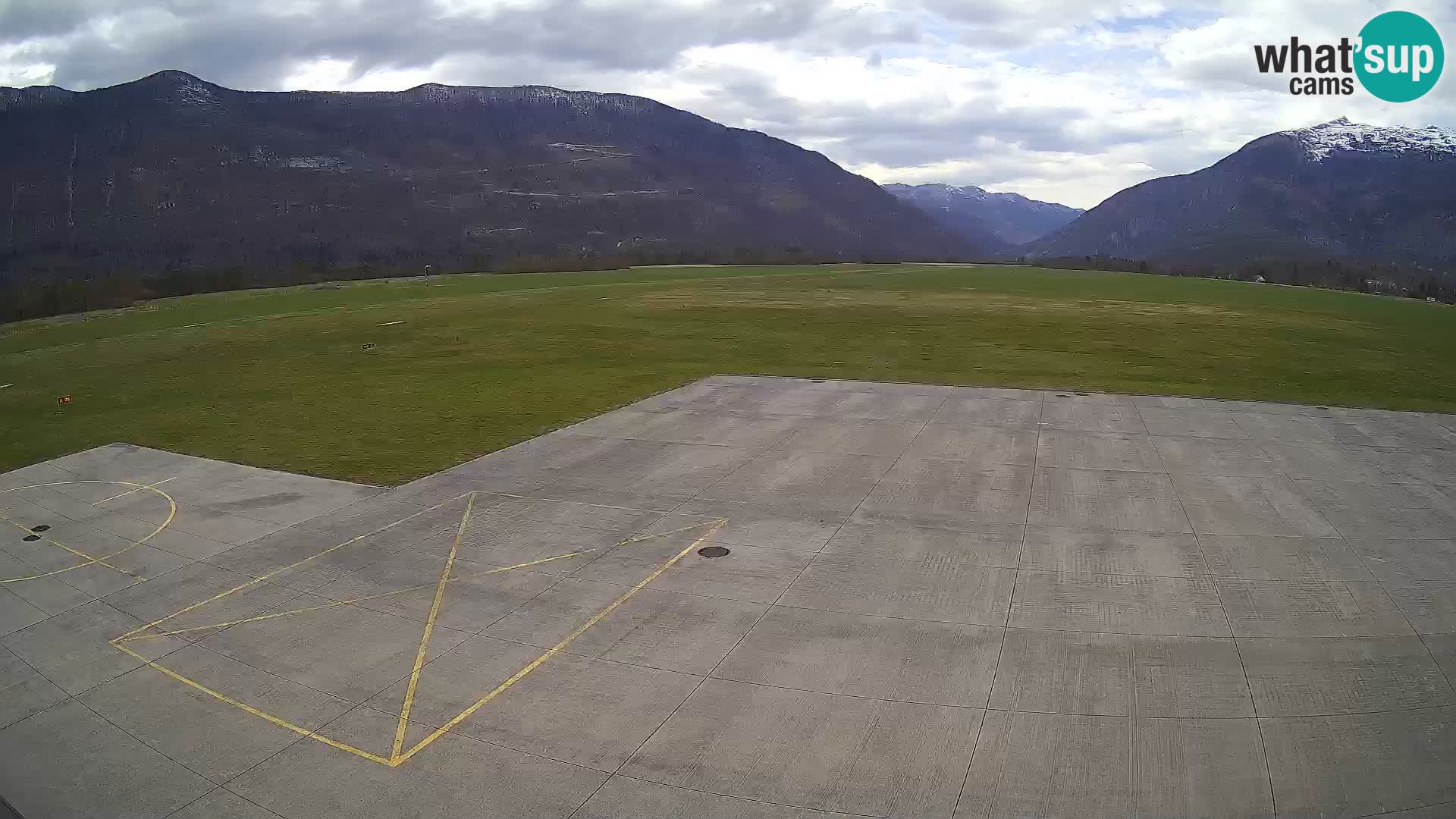 Webcam des Flughafens Bovec – Skydive Bovec
