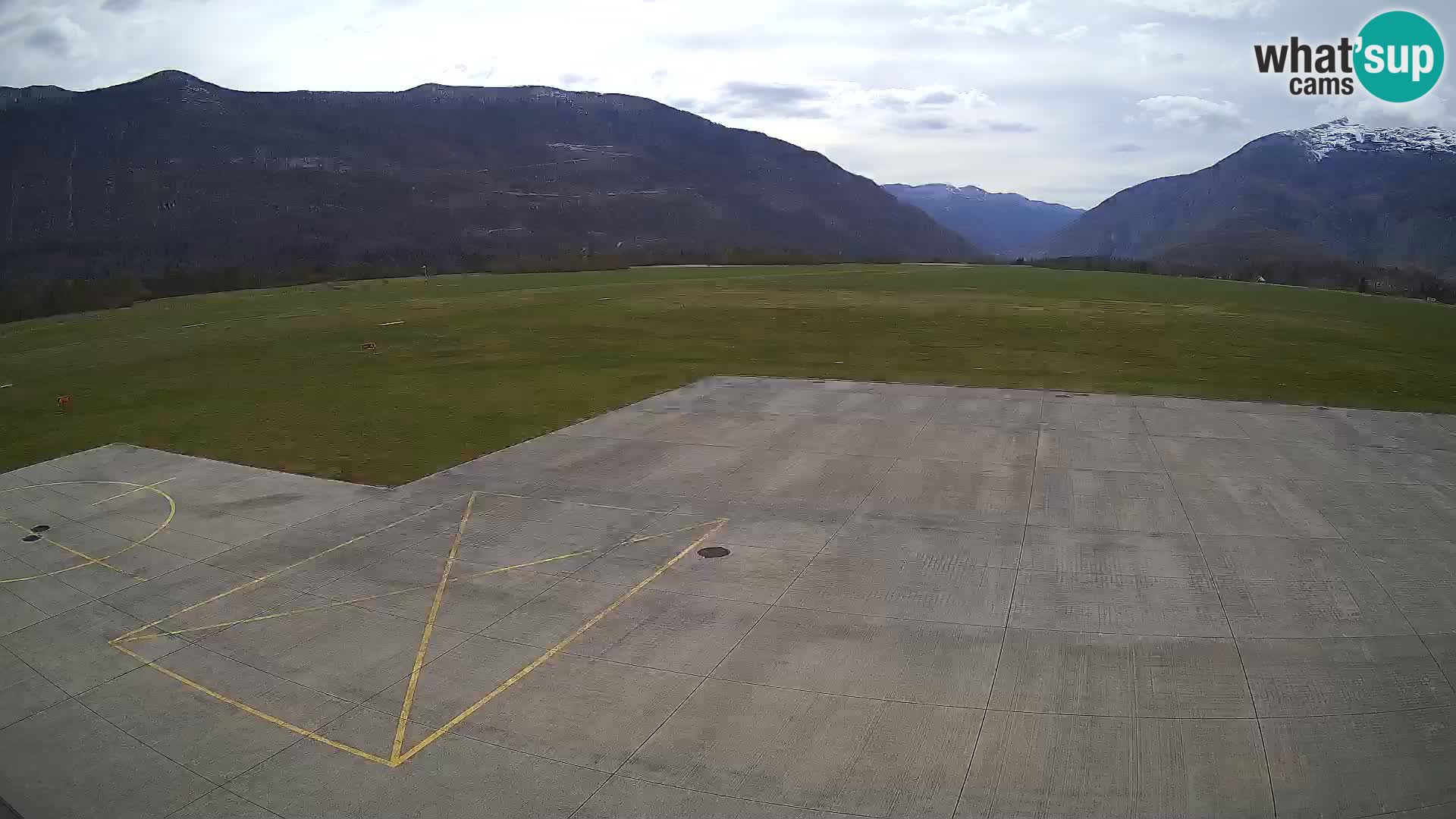 Webcam des Flughafens Bovec – Skydive Bovec