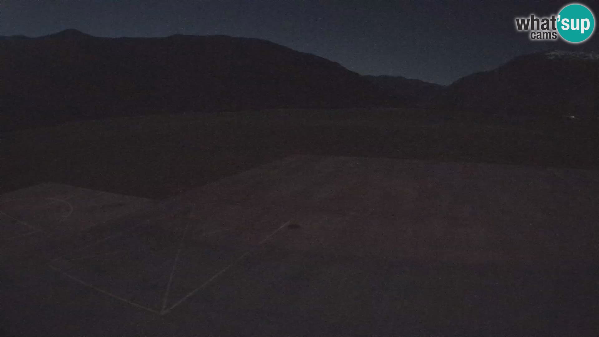 Webcam aereoporto di Bovec (Plezzo) – Vista verso il Kanin