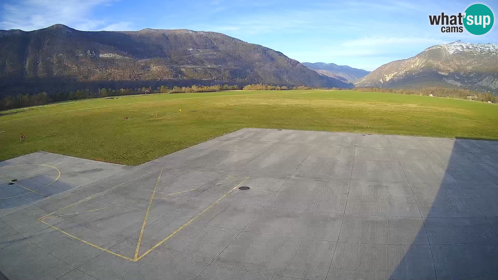 Webcam des Flughafens Bovec – Skydive Bovec