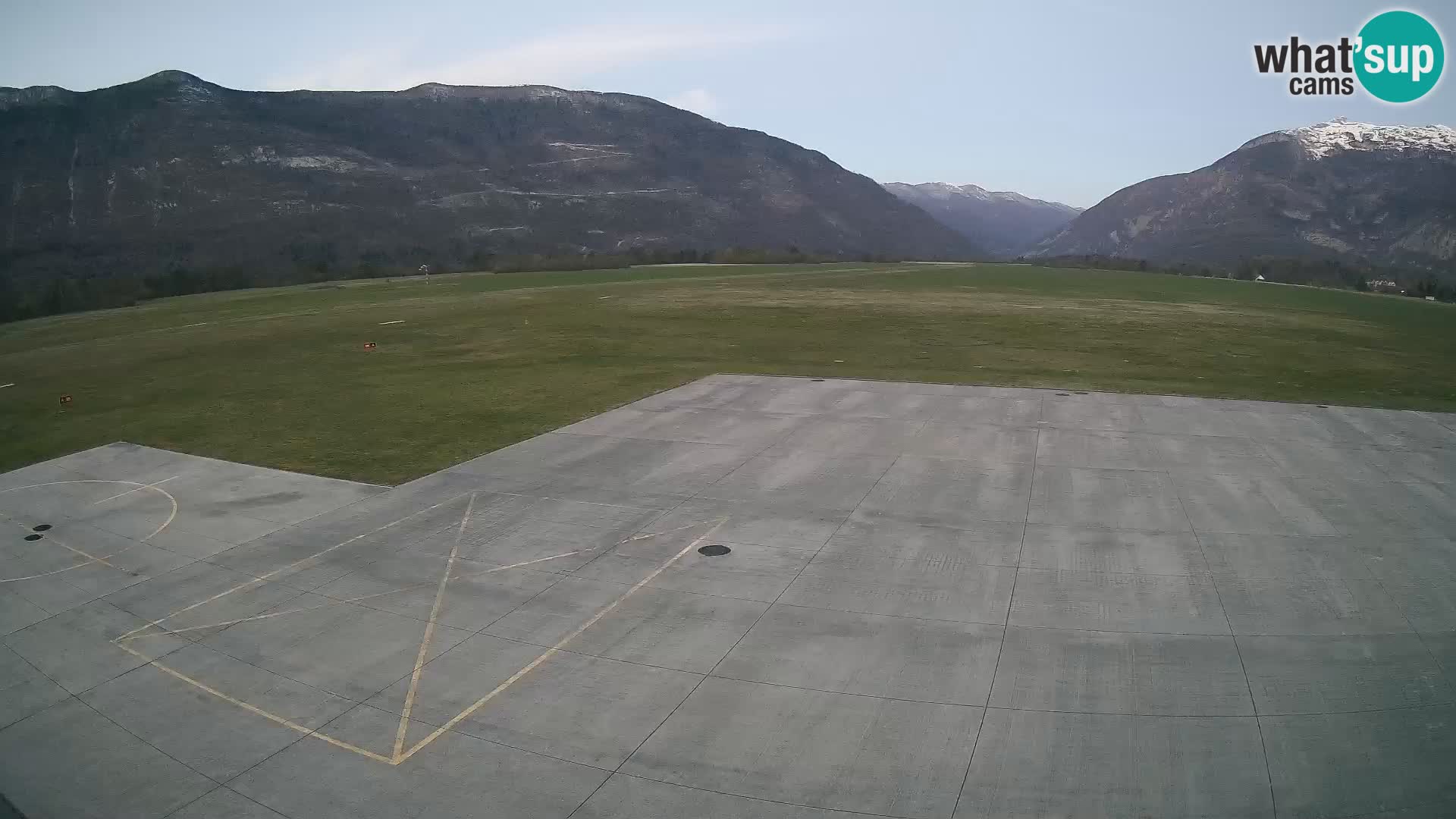 Cámara web del aeropuerto de Bovec – Skydive Bovec