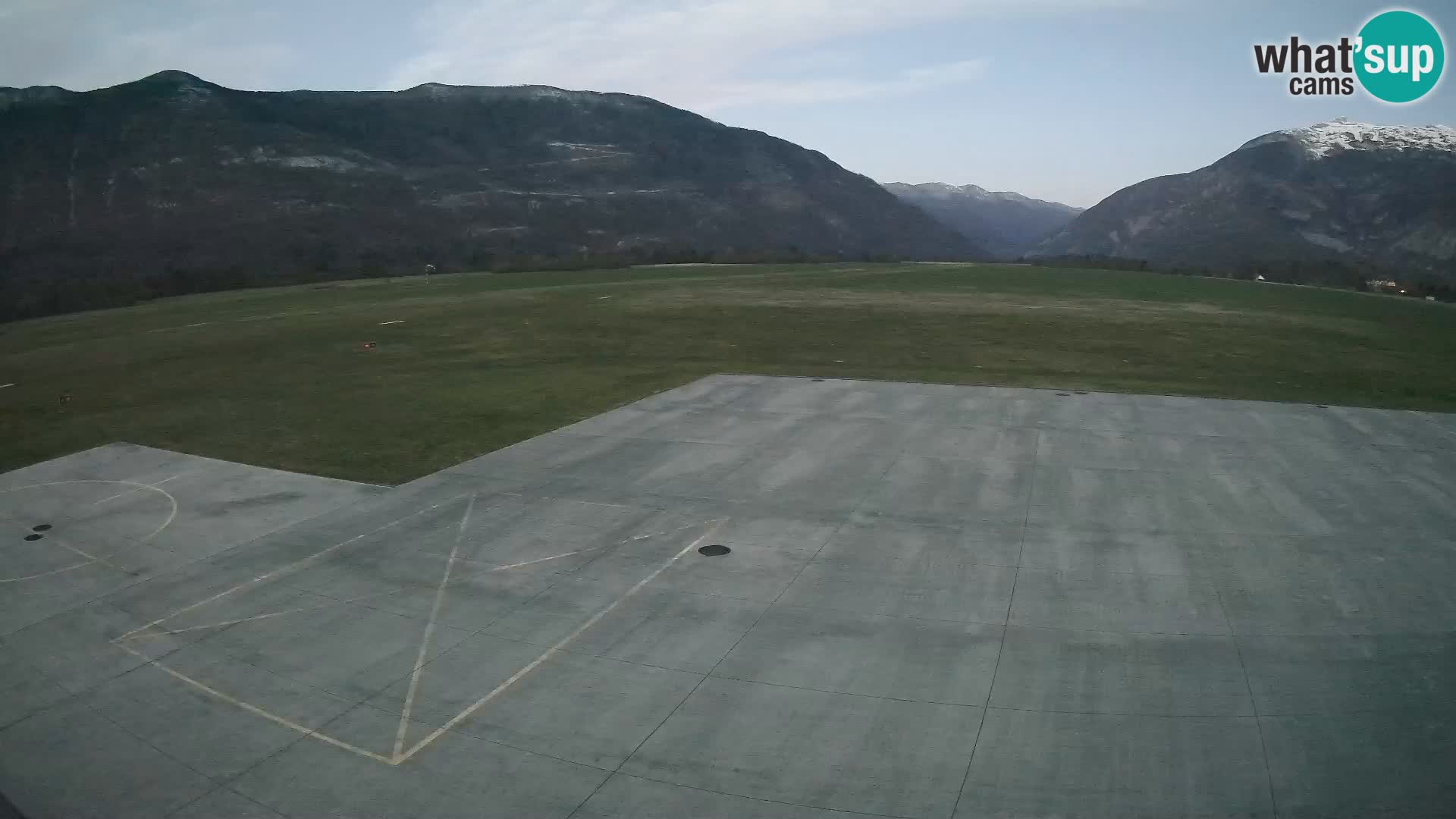 Webcam des Flughafens Bovec – Skydive Bovec