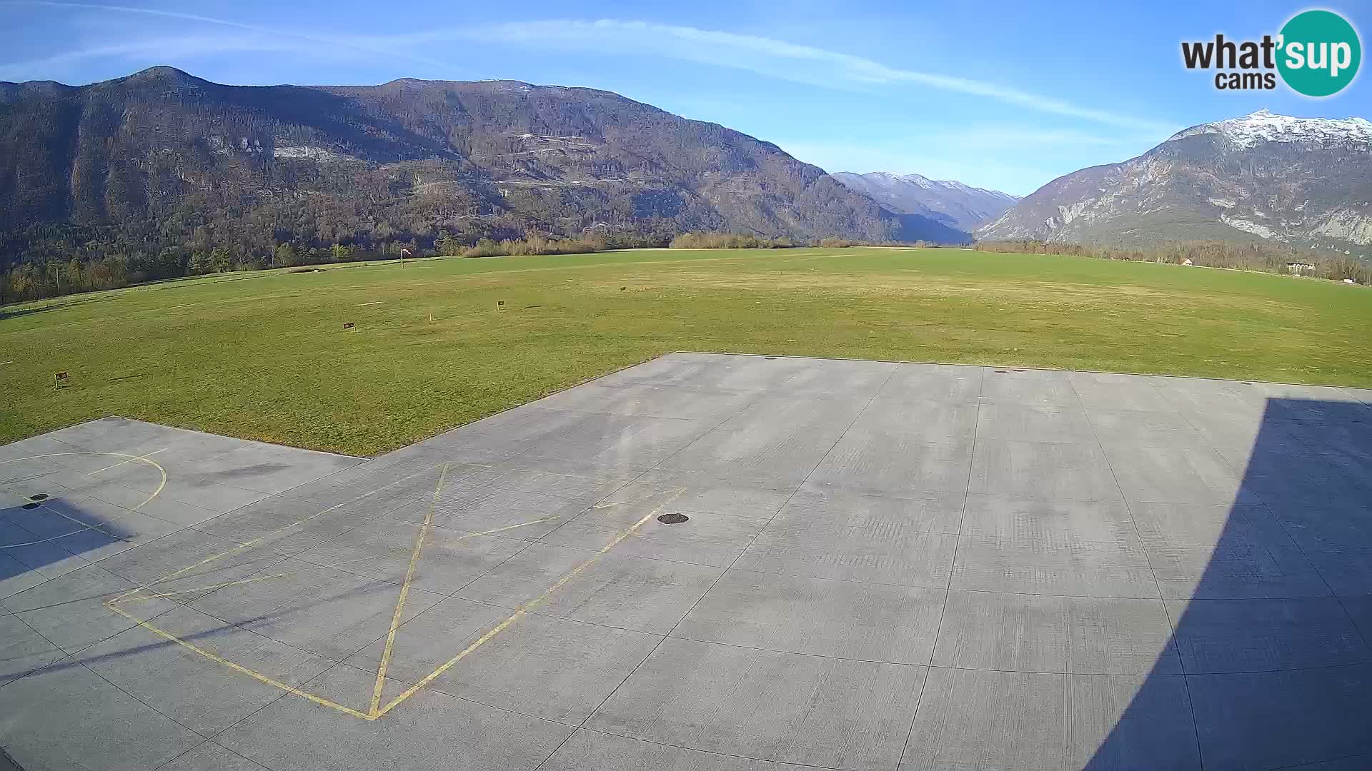 Bovec airport webcam – Skydive Bovec