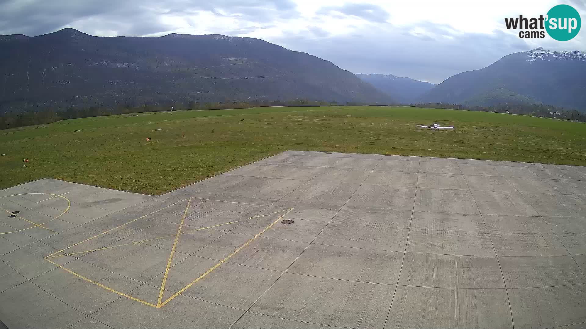 Webcam des Flughafens Bovec – Skydive Bovec