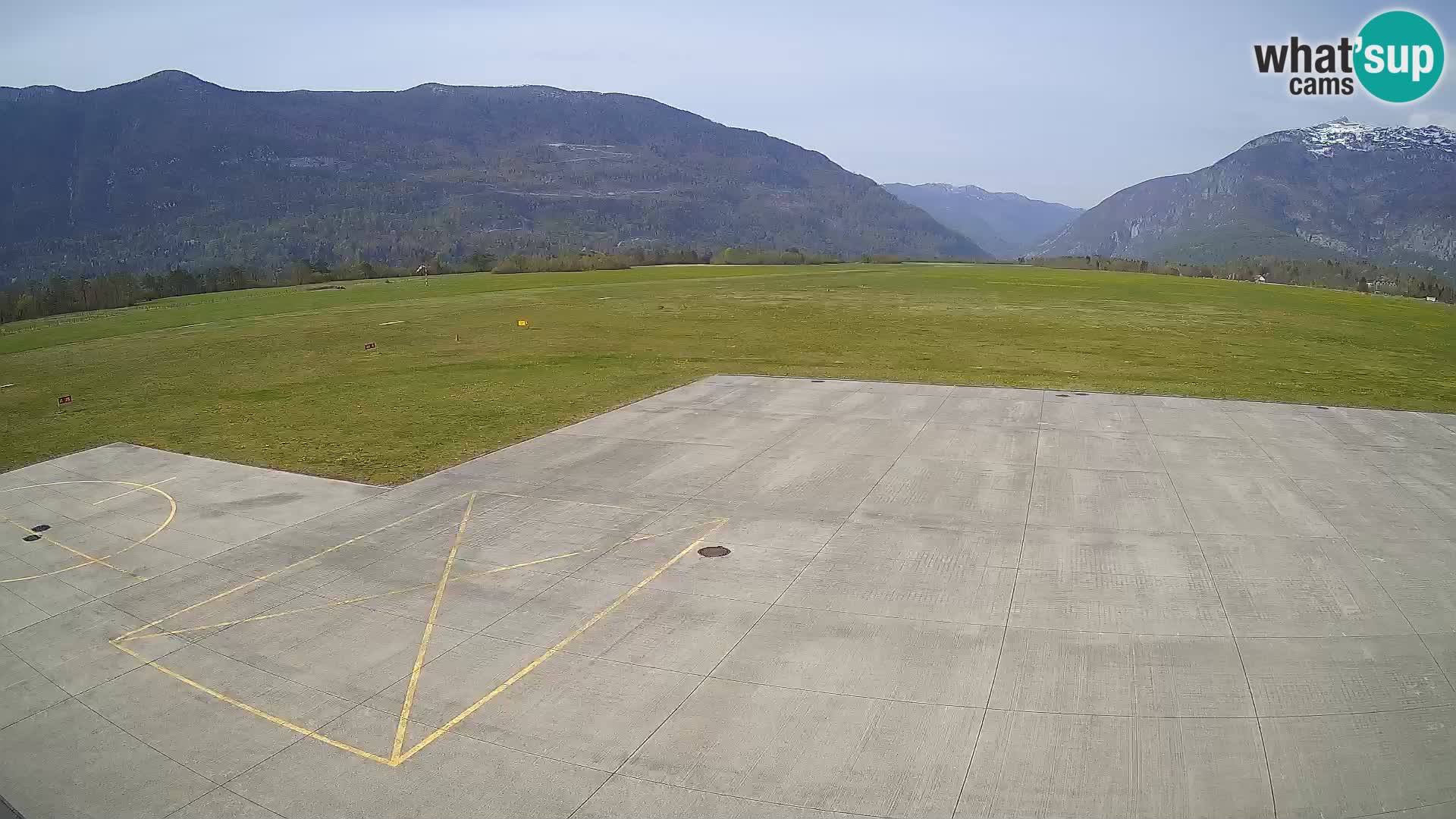 Bovec airport webcam – Skydive Bovec