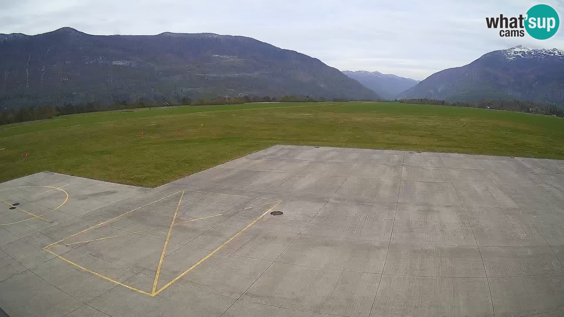 Webcam de l’aéroport de Bovec – Skydive Bovec