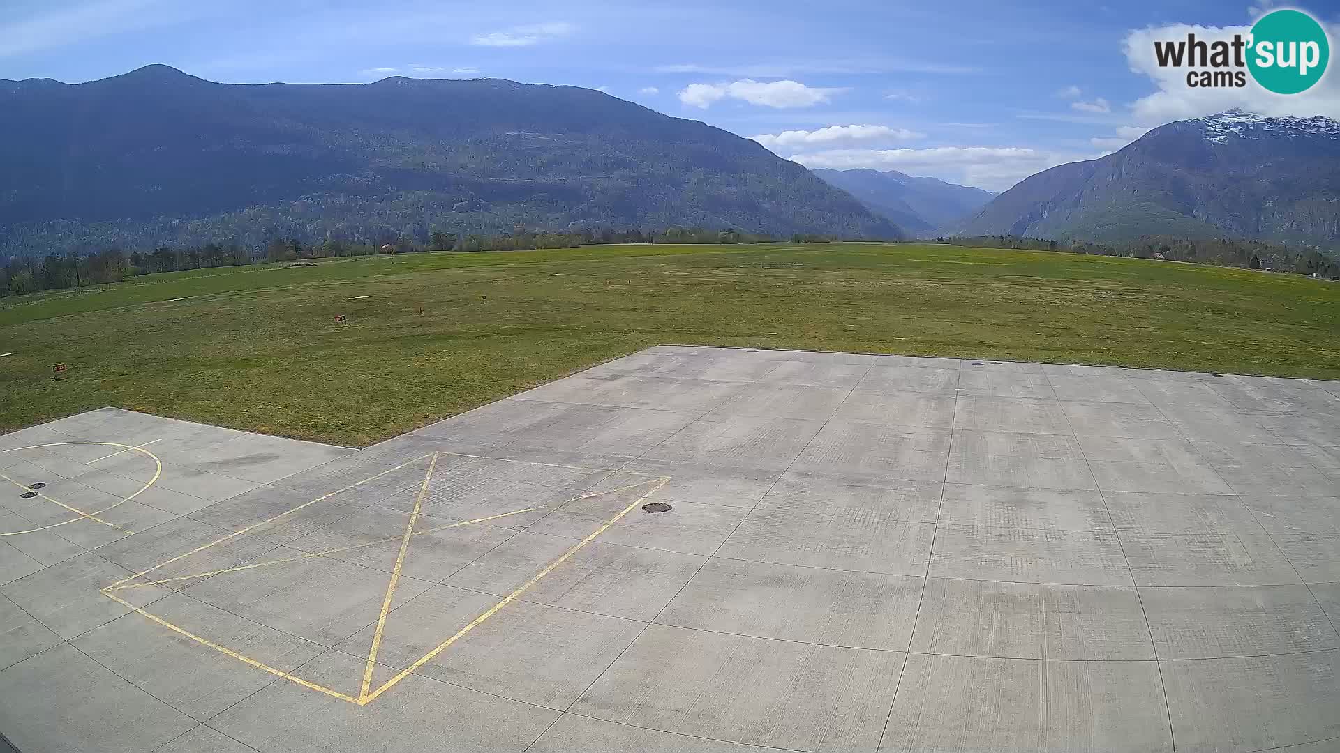 Web kamera zračne luke Bovec – Skydive Bovec