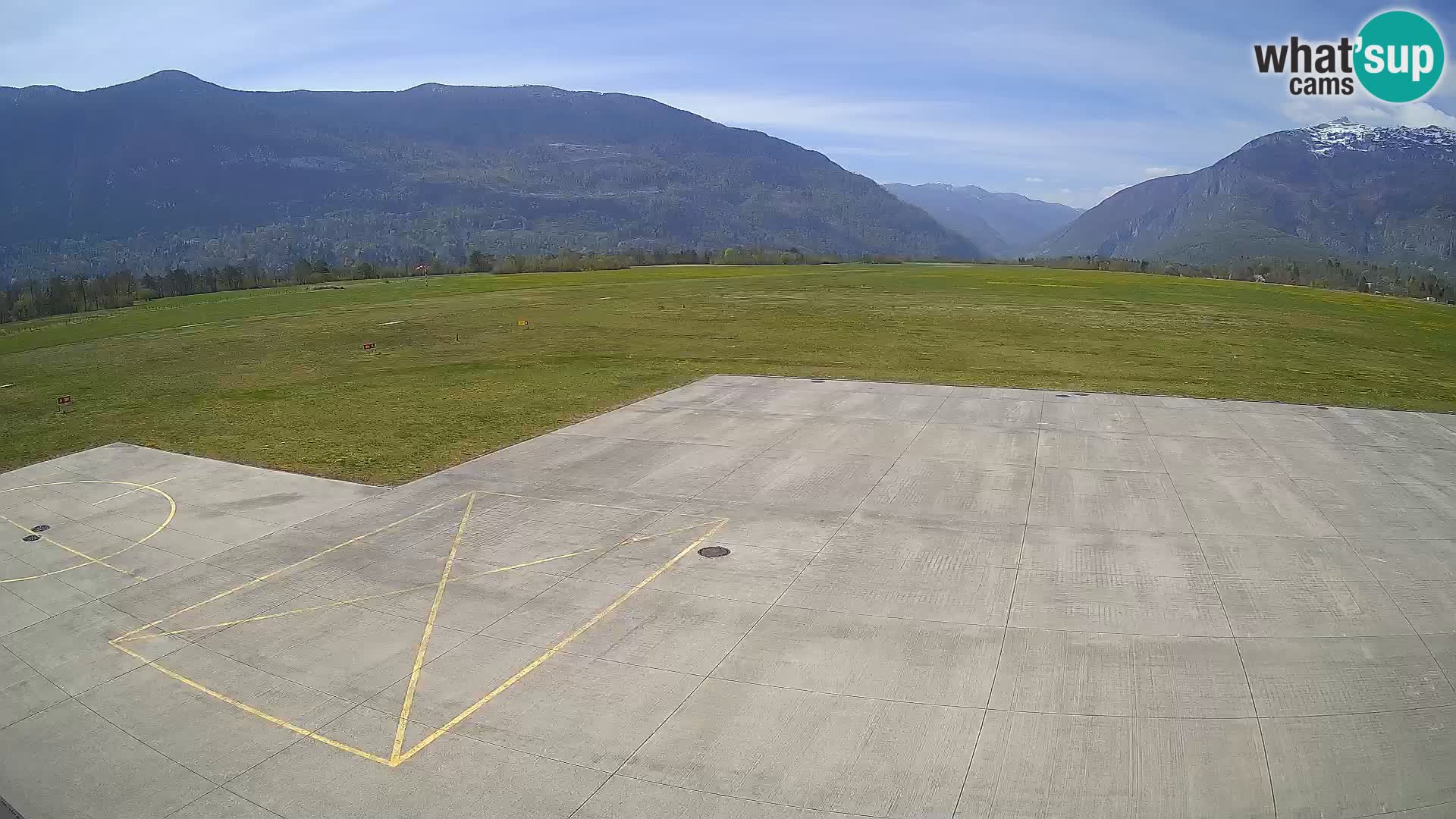 Bovec airport webcam – Skydive Bovec