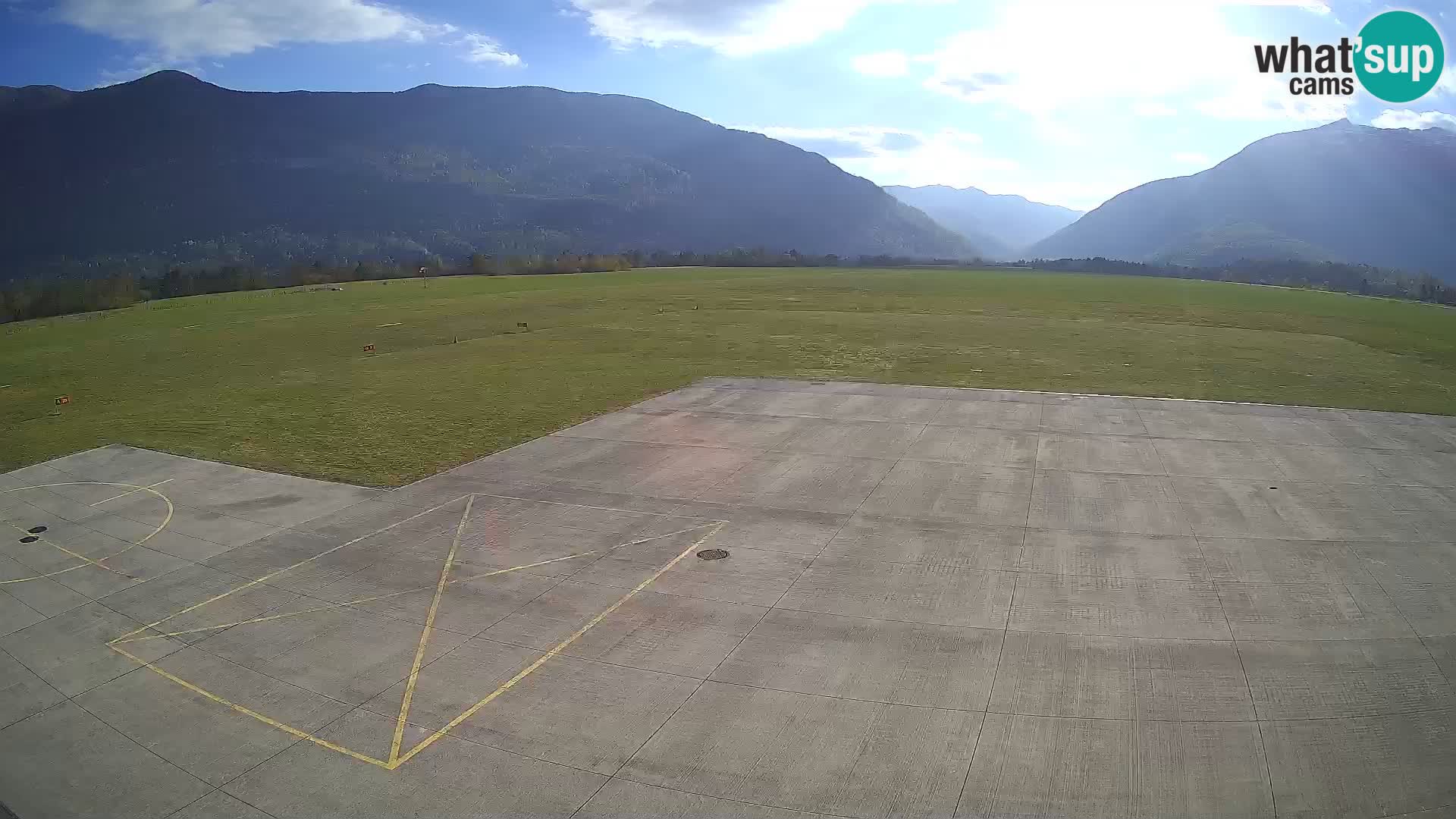 Bovec airport webcam – Skydive Bovec