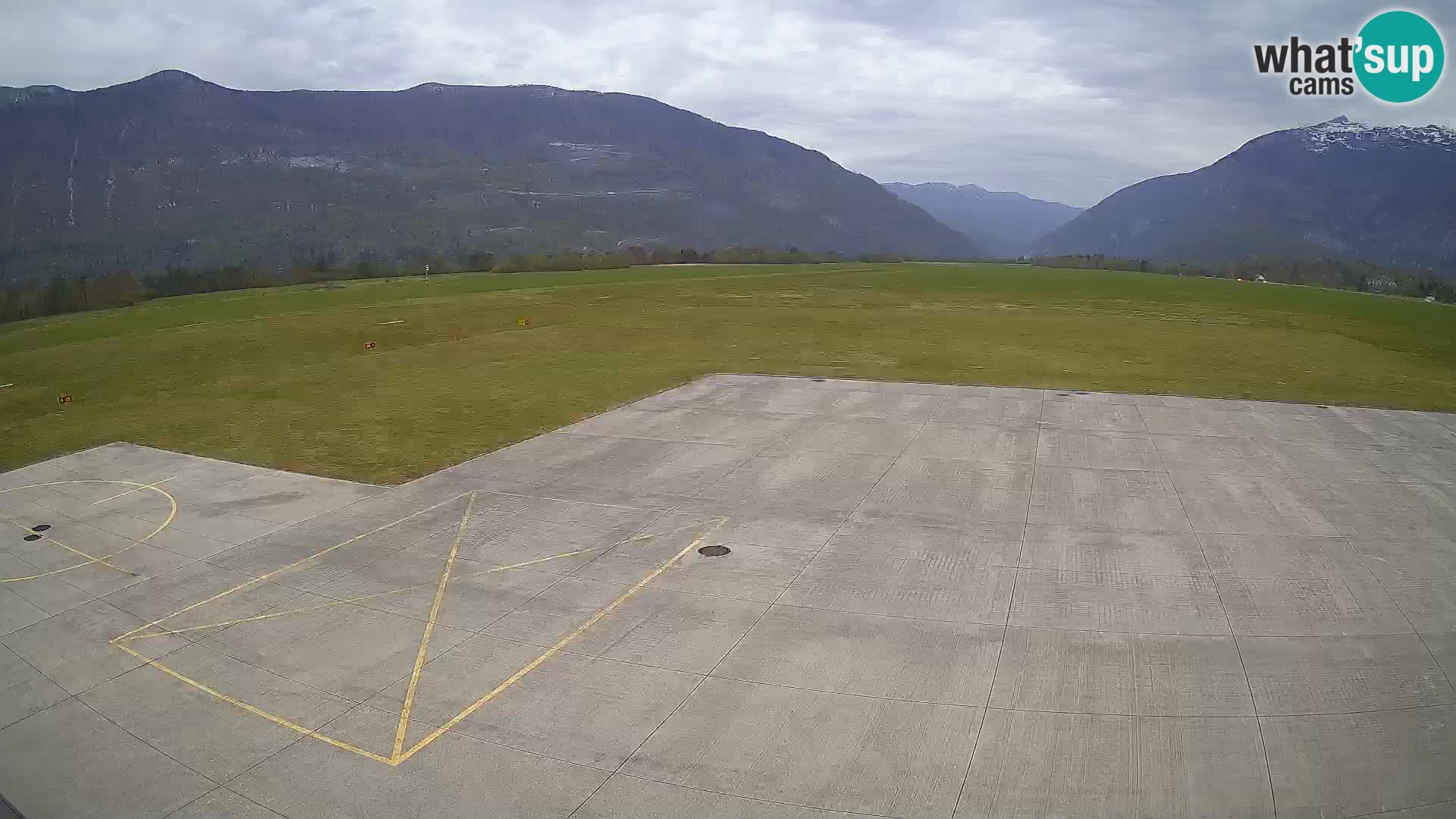 Cámara web del aeropuerto de Bovec – Skydive Bovec