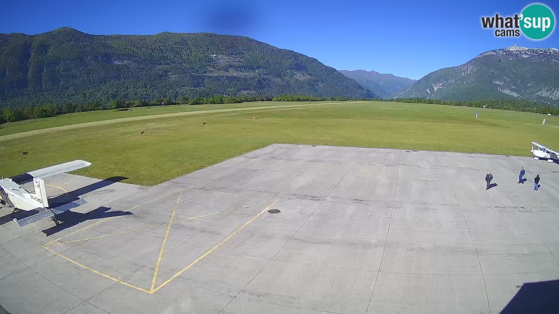 Cámara web del aeropuerto de Bovec – Skydive Bovec