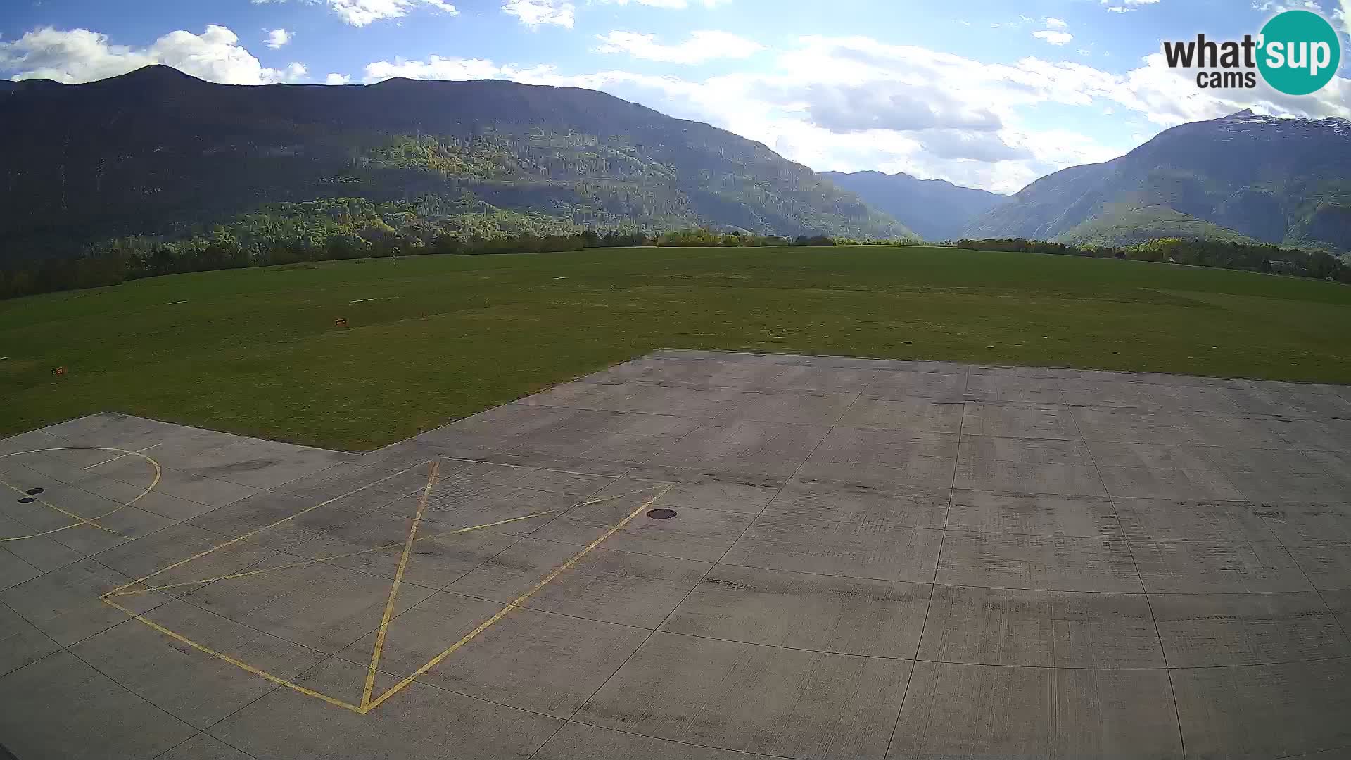 Bovec airport webcam – Skydive Bovec