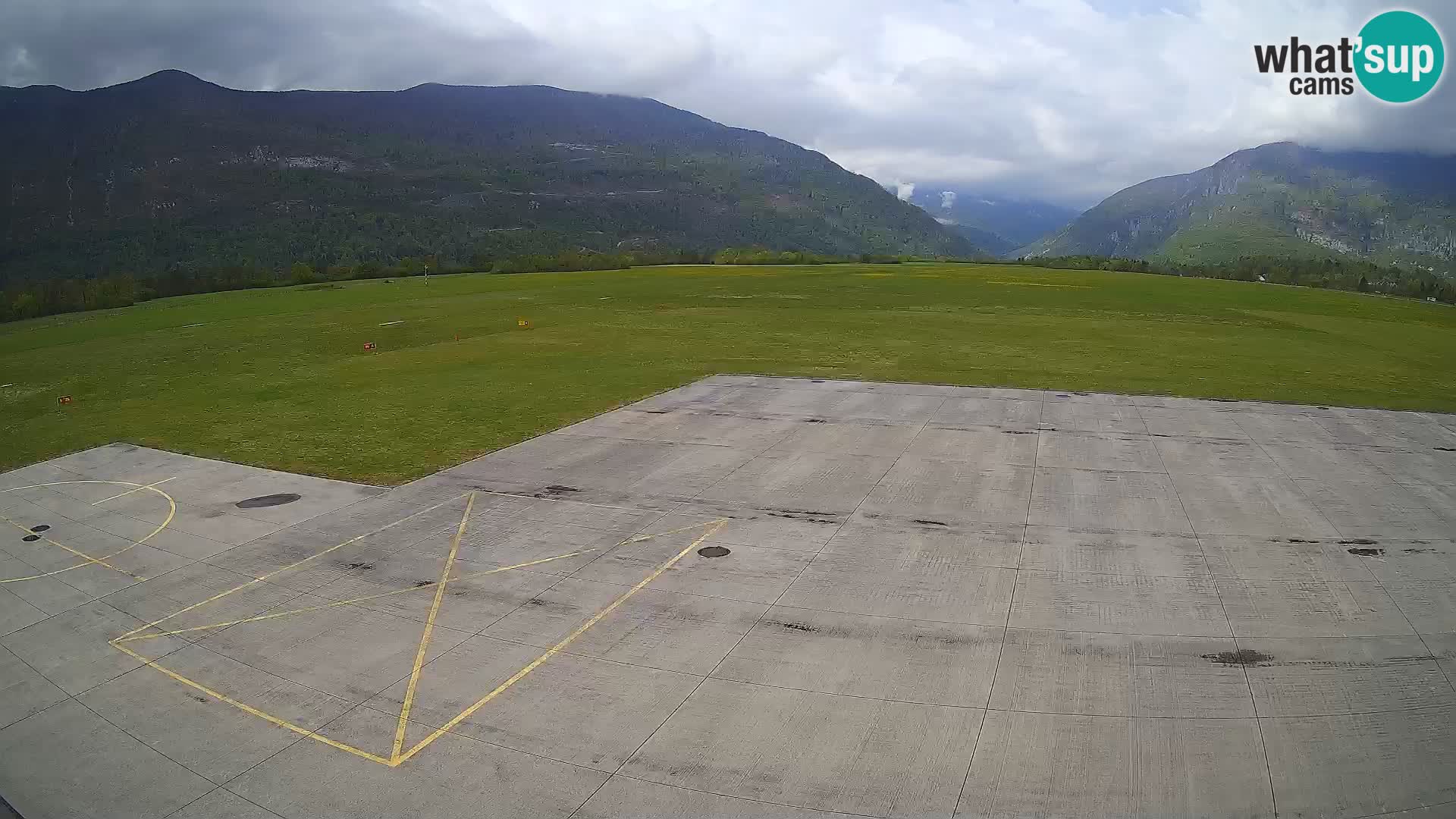 Webcam des Flughafens Bovec – Skydive Bovec