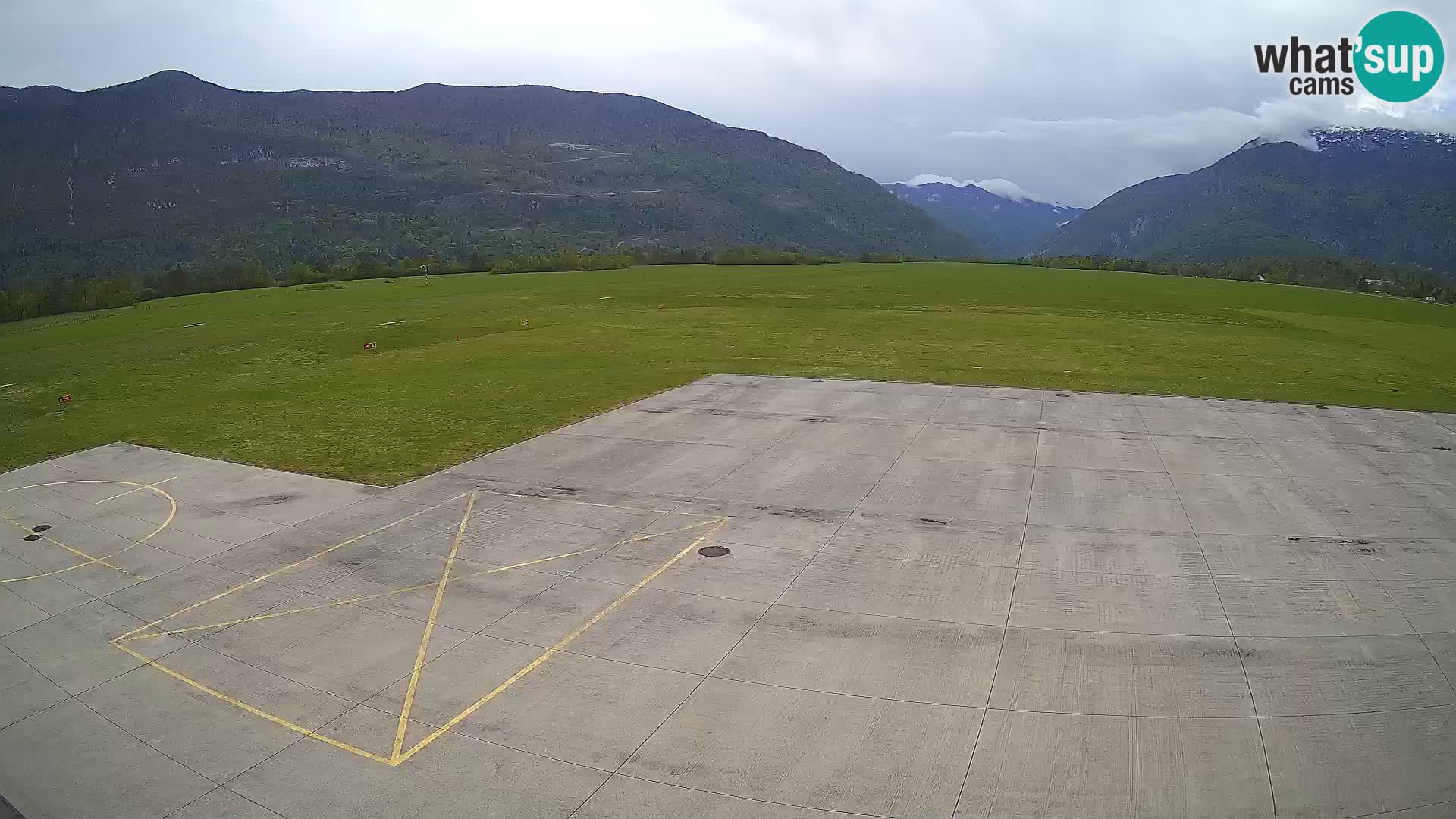 Webcam des Flughafens Bovec – Skydive Bovec