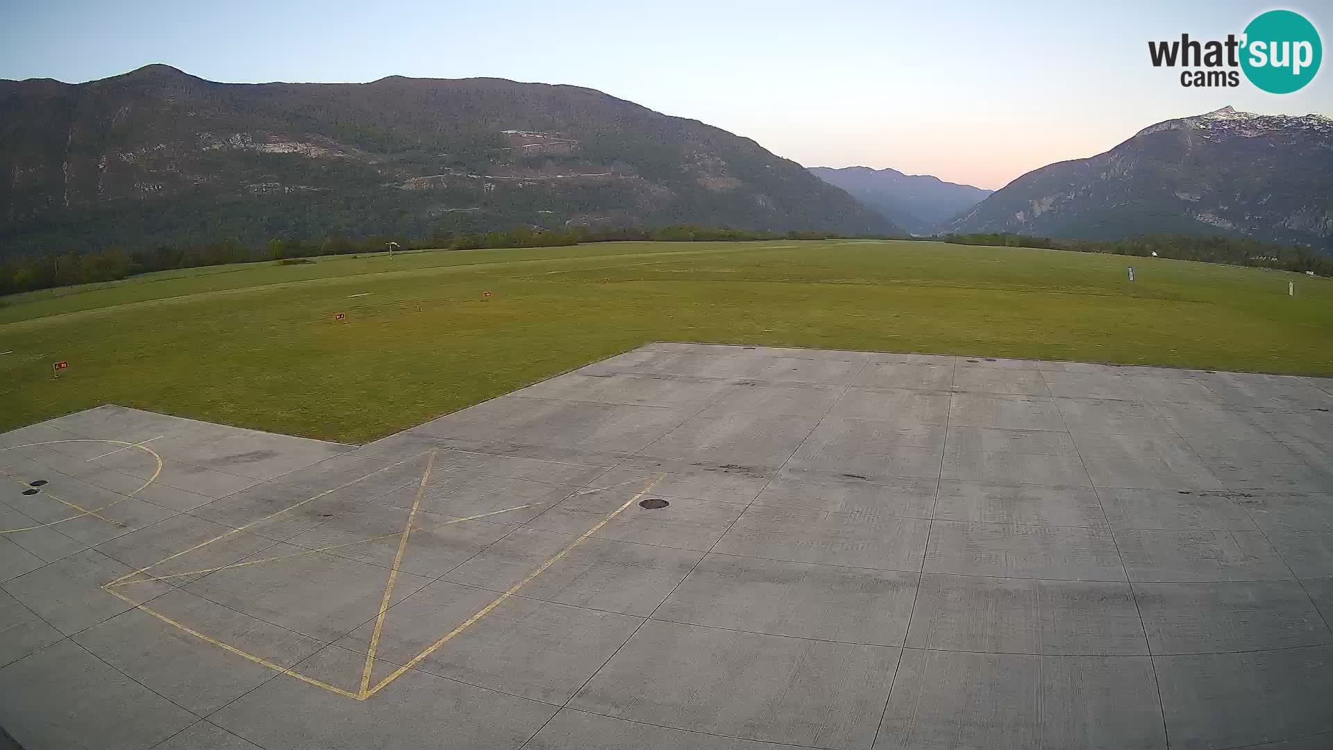 Cámara web del aeropuerto de Bovec – Skydive Bovec