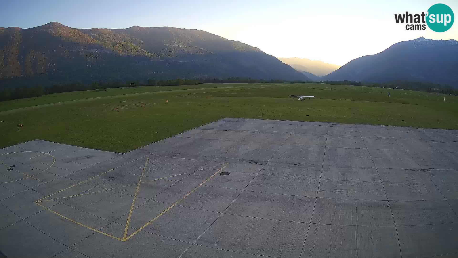 Cámara web del aeropuerto de Bovec – Skydive Bovec
