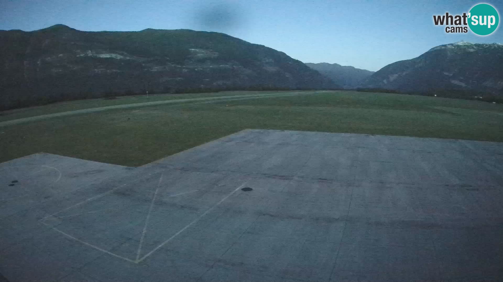 Webcam des Flughafens Bovec – Skydive Bovec