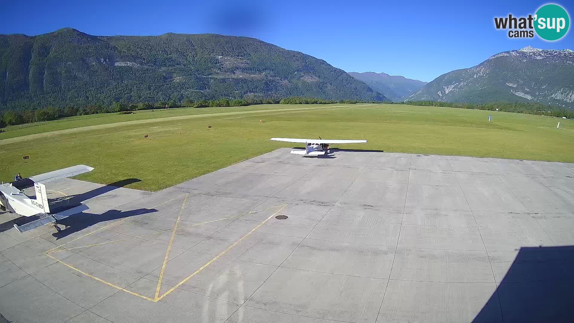 Bovec airport webcam – Skydive Bovec