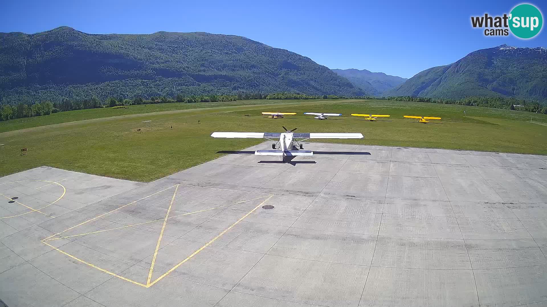 Cámara web del aeropuerto de Bovec – Skydive Bovec